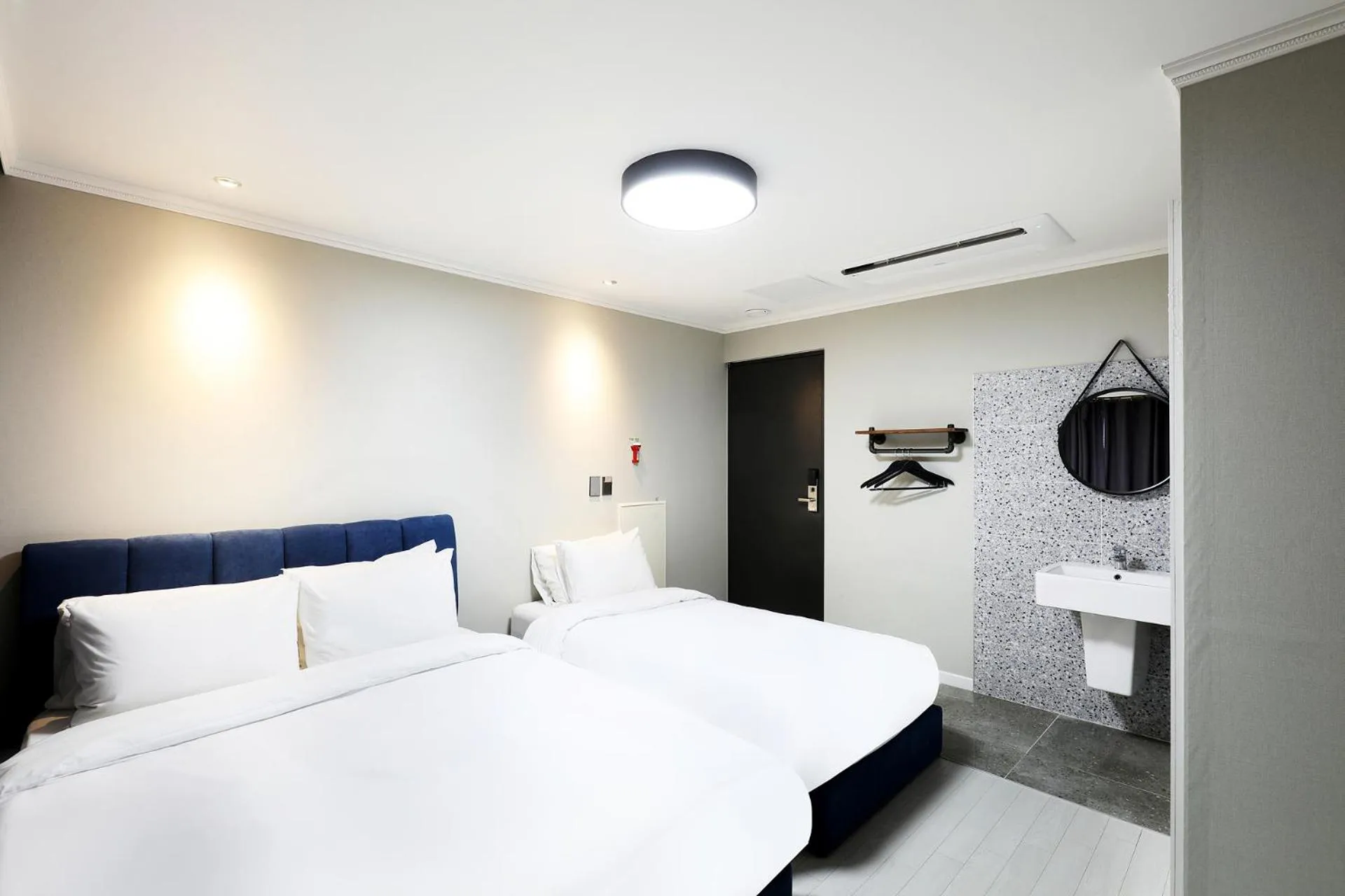 Bed in Cornerstone Hotel