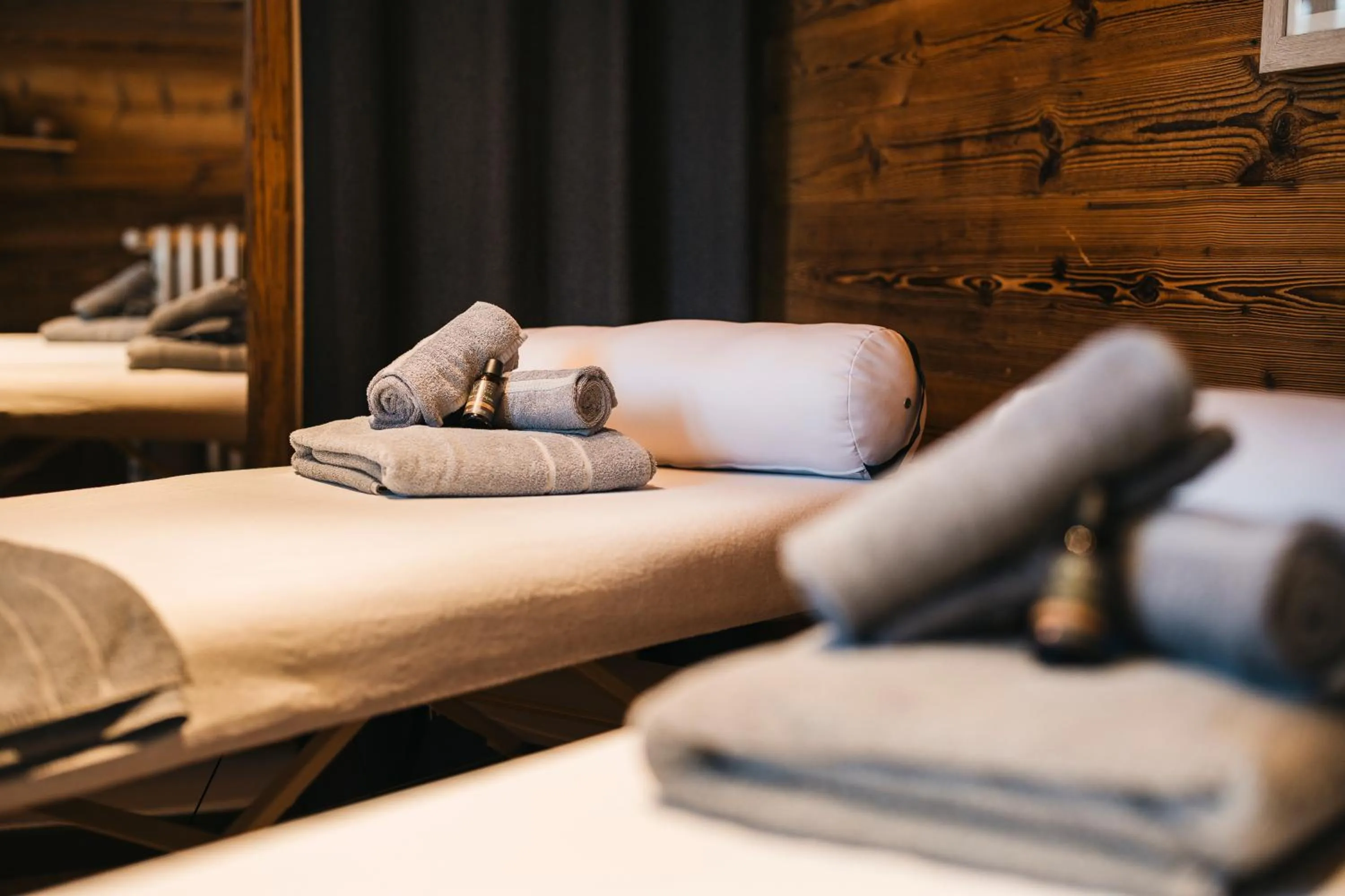 Massage, Bed in Hôtel Le Grand Chalet