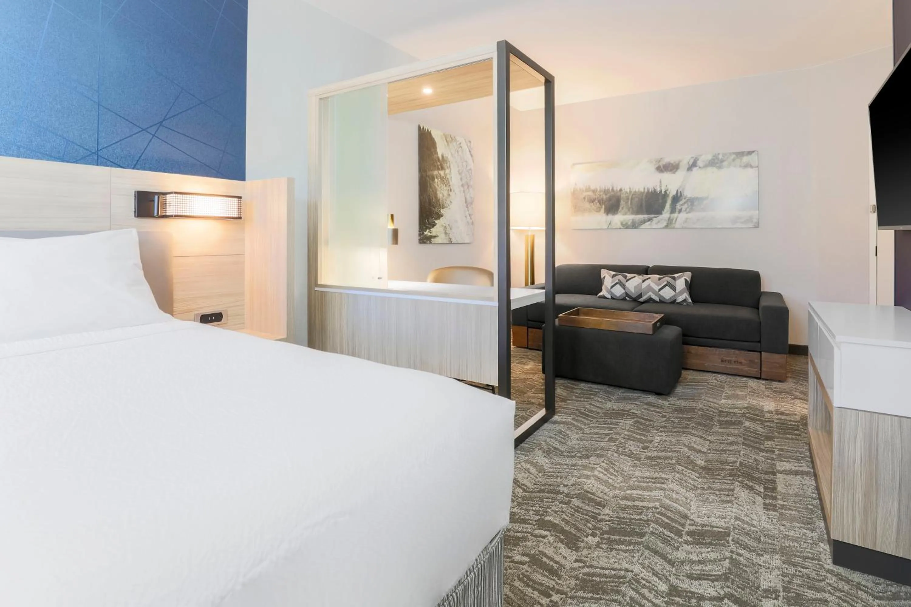Bedroom, Bed in SpringHill Suites by Marriott Truckee Lake Tahoe