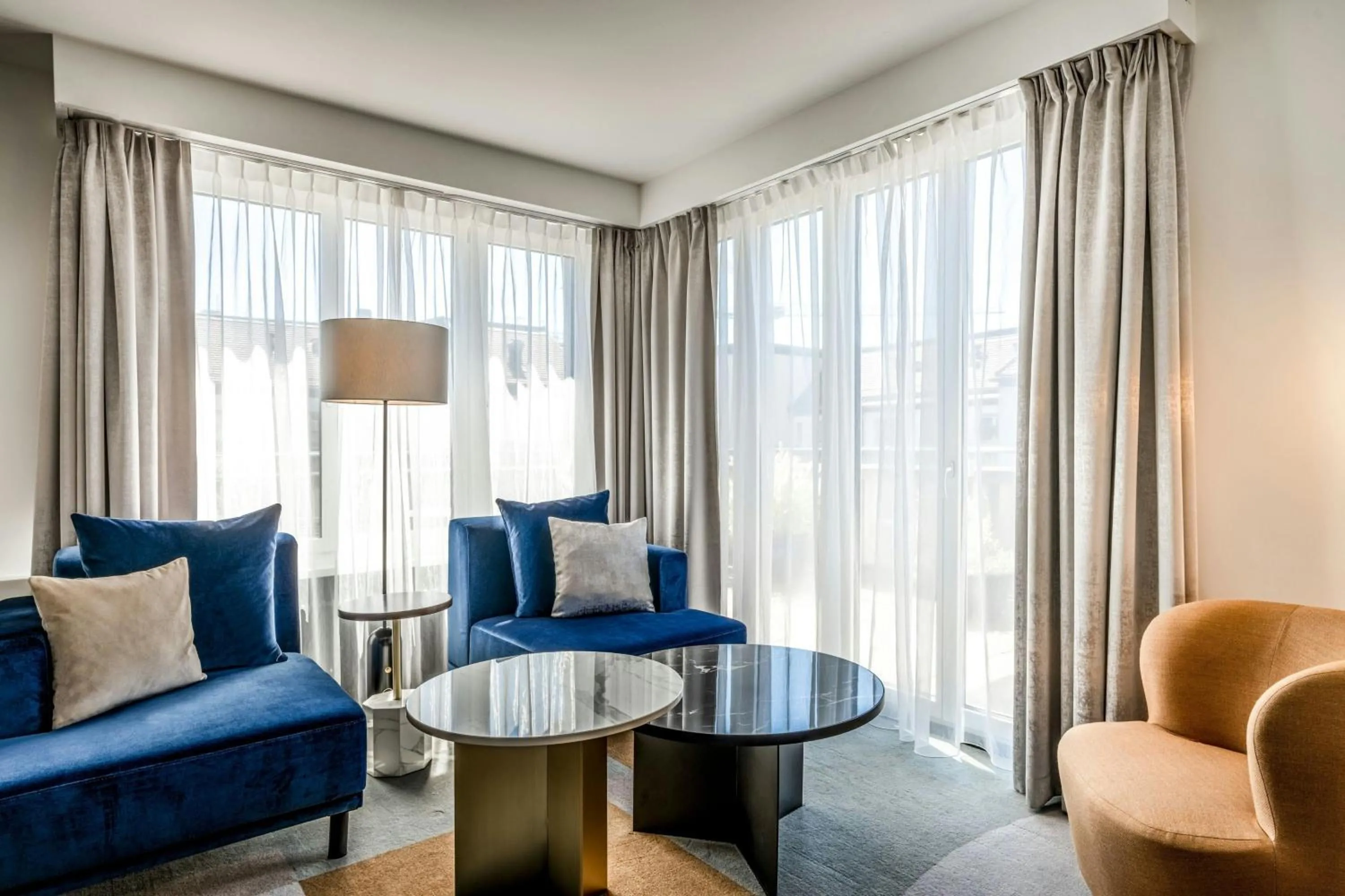 Living room in Neues Schloss Privat Hotel Zurich, Autograph Collection