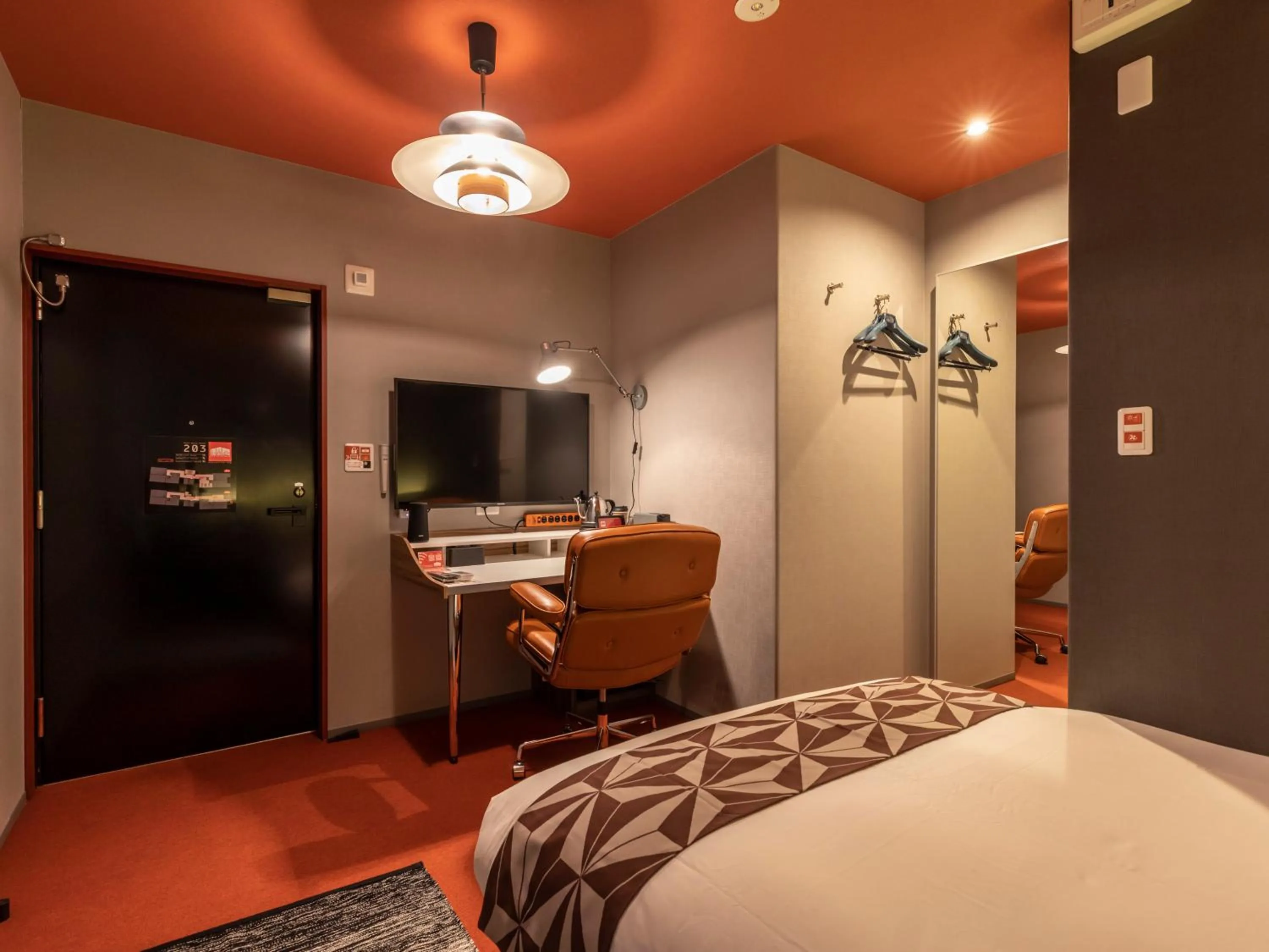 Bed in HALE Kyoto Toji