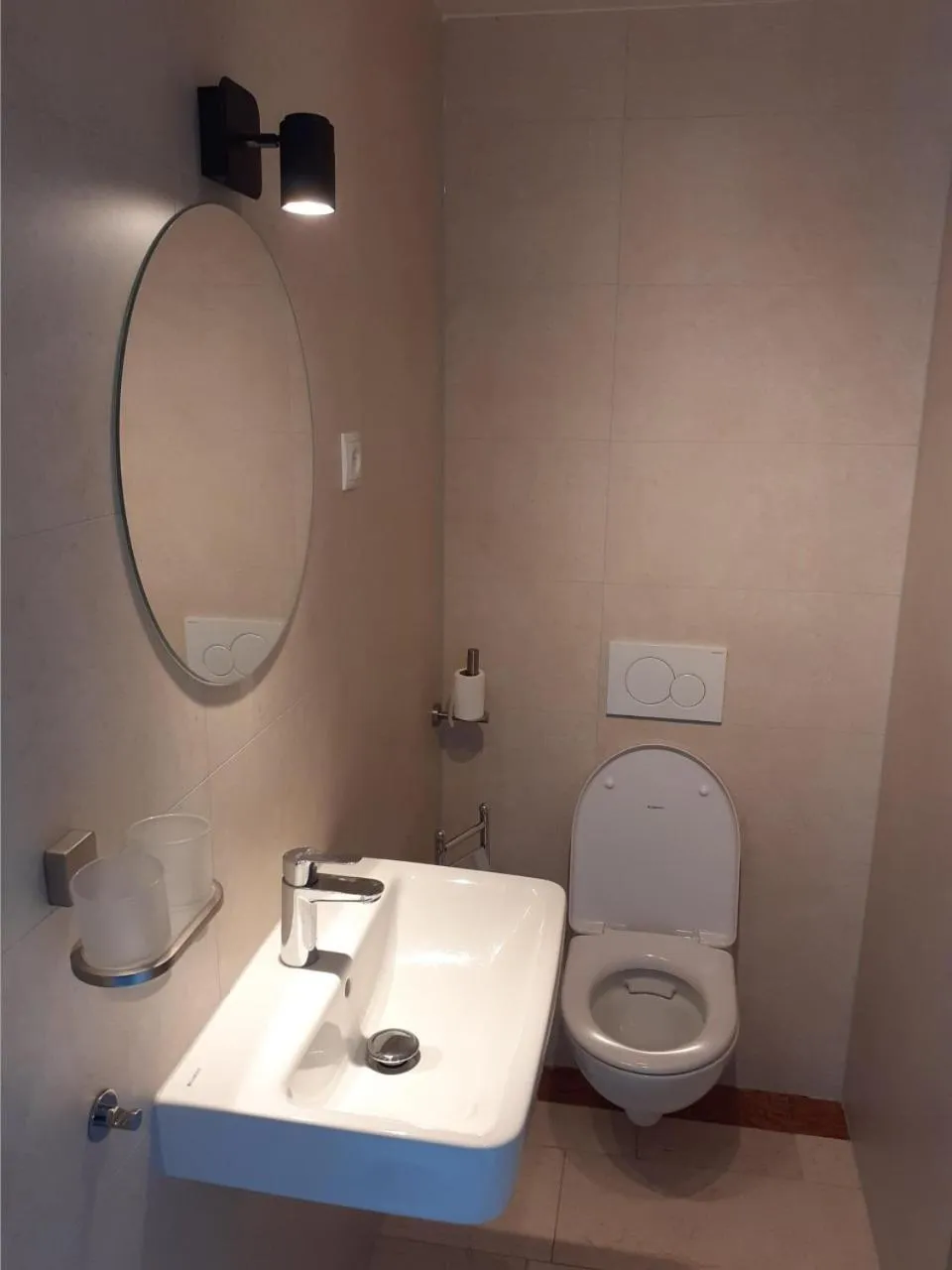 Toilet in Bed & Breakfast Trouwborst