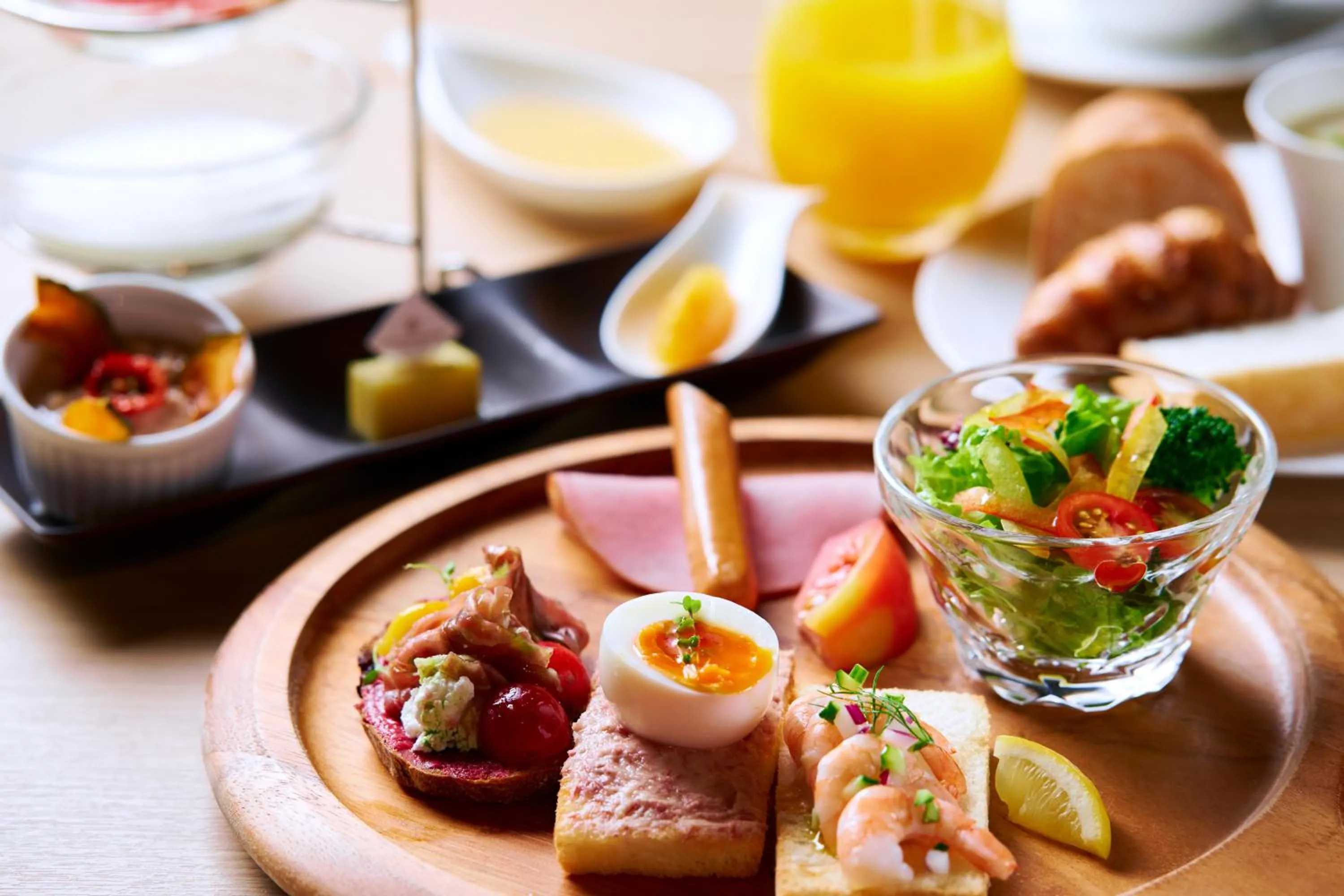 Breakfast in The Gate Hotel Ryogoku by Hulic