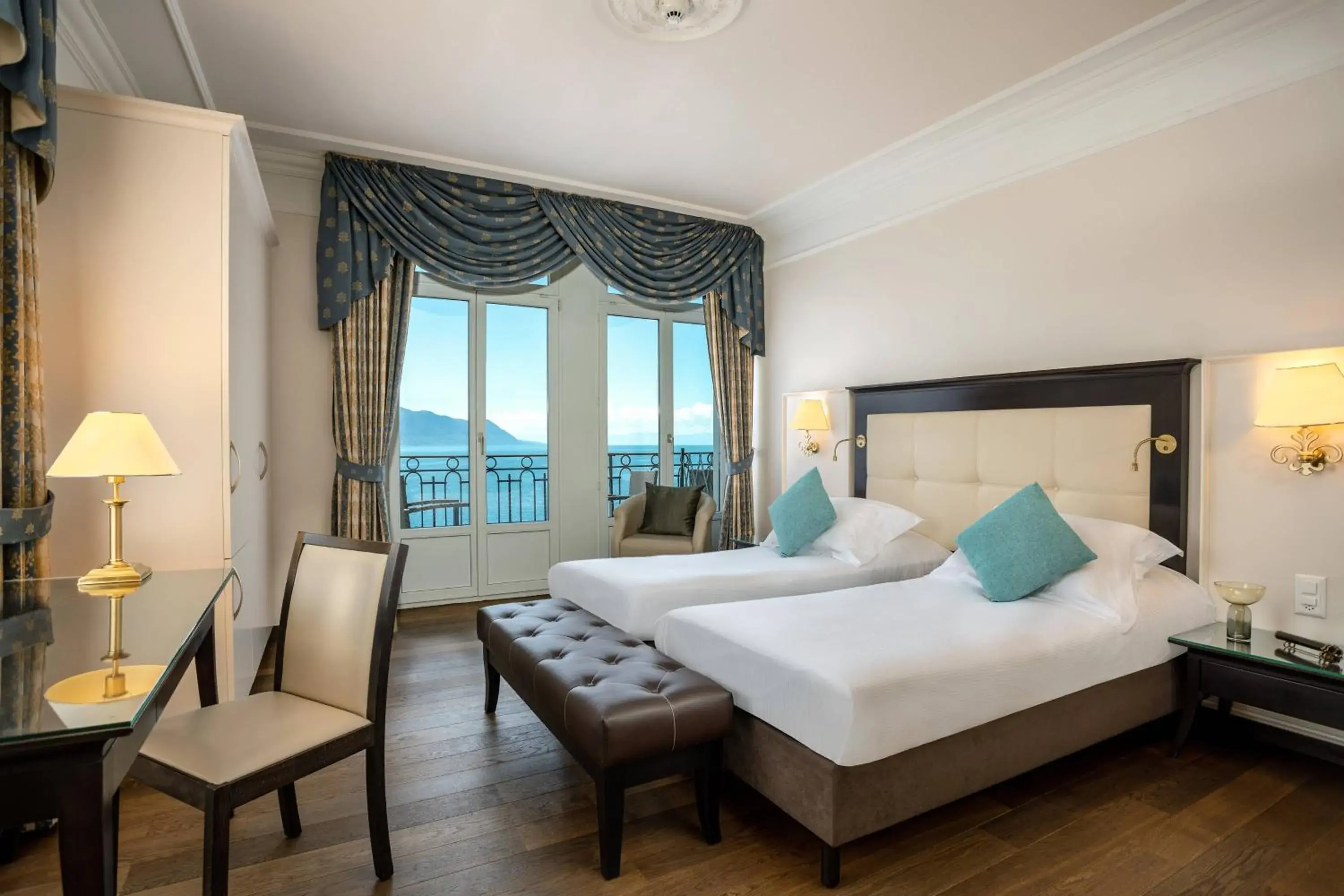 Deluxe, Guest room, 2 Twin/Single Bed(s), Lake view, Balcony in Grand Hotel Suisse Majestic, Autograph Collection Deluxe, Guest room, 2 Twin/Single Bed(s), Lake view, Balcony in Grand Hotel Suisse Majestic, Autograph Collection