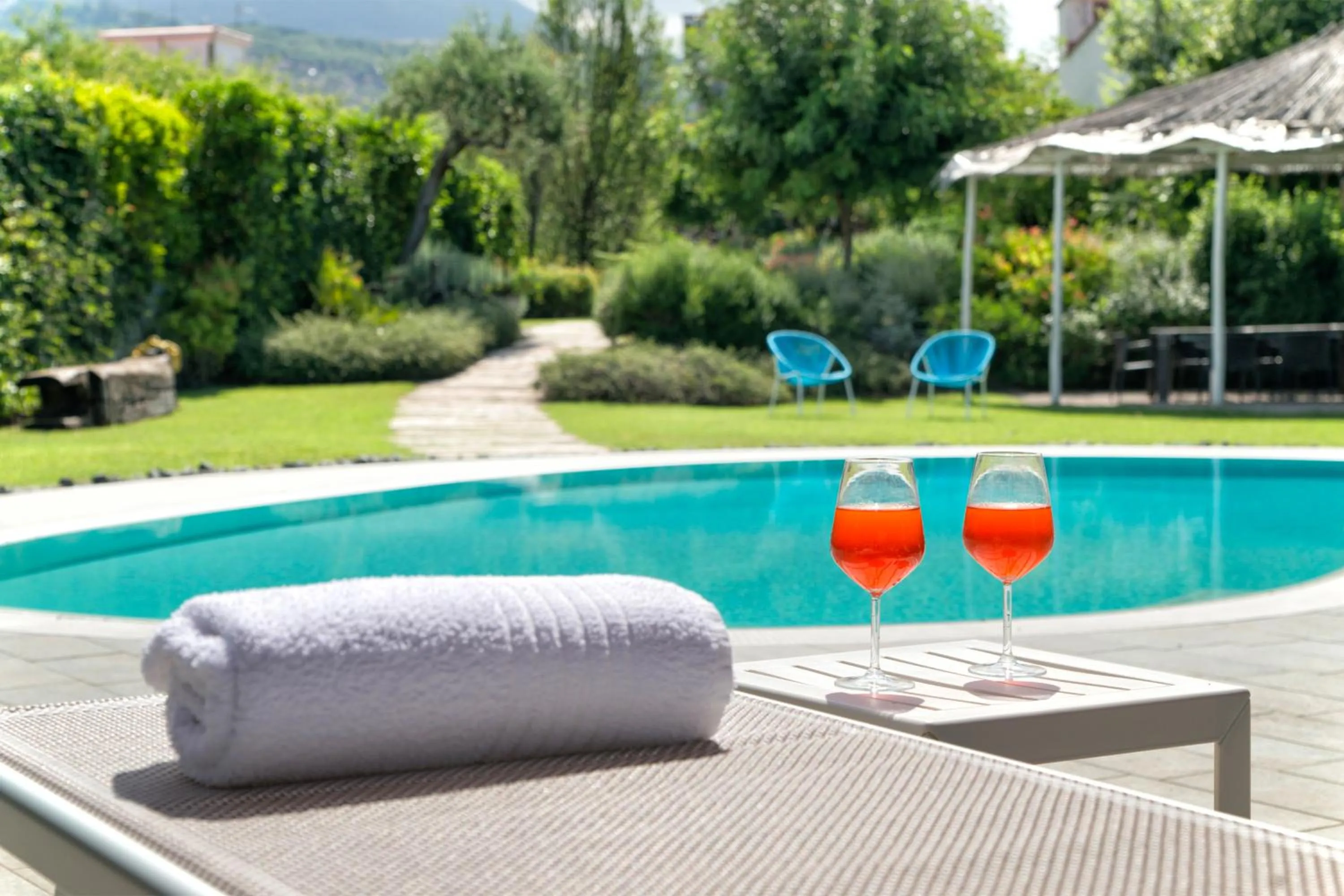 Swimming pool in Maison Di Fiore B&B