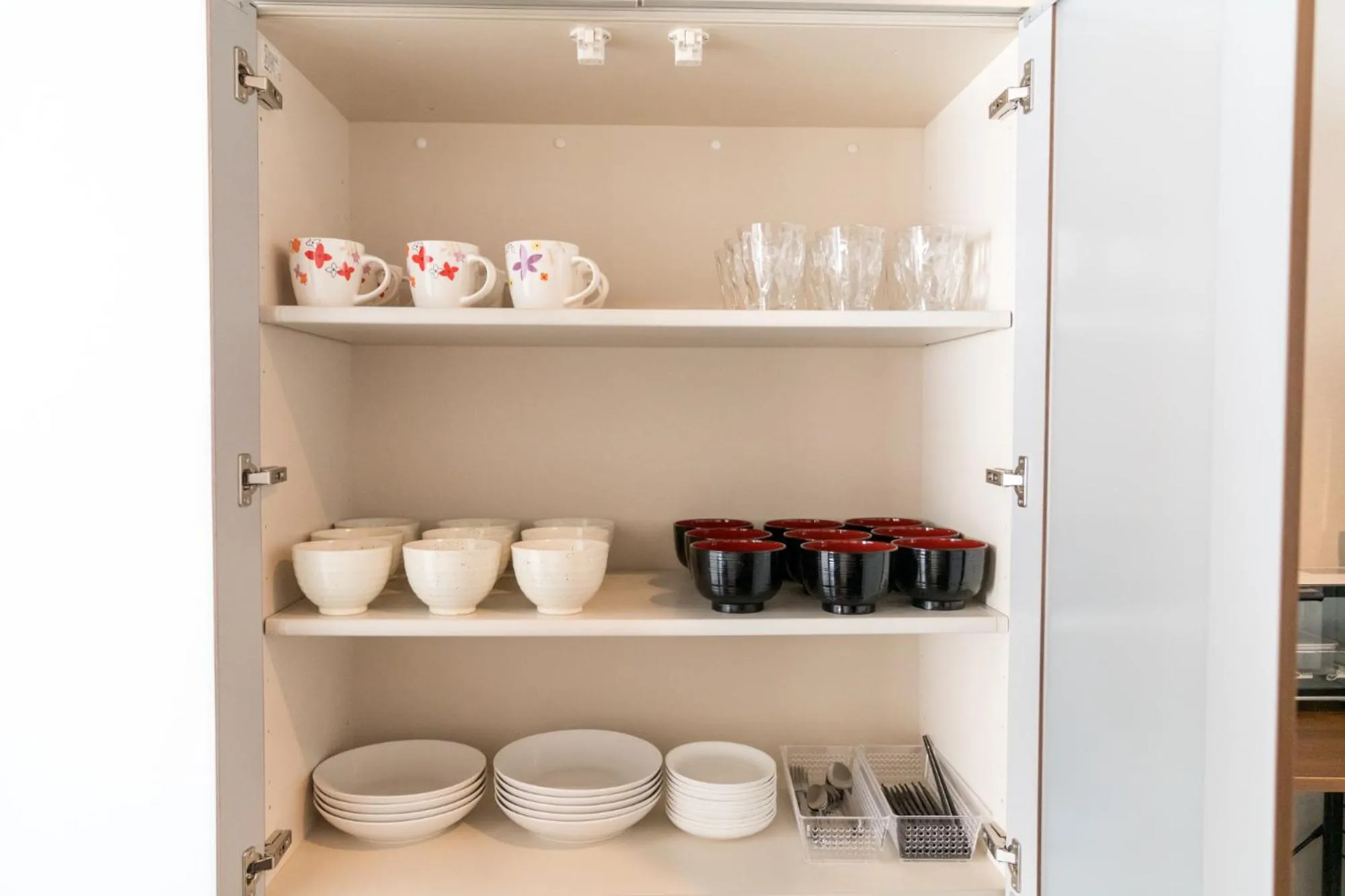 Kitchen or kitchenette in BEVERLY HILLS VILLA Miyakojima Resort