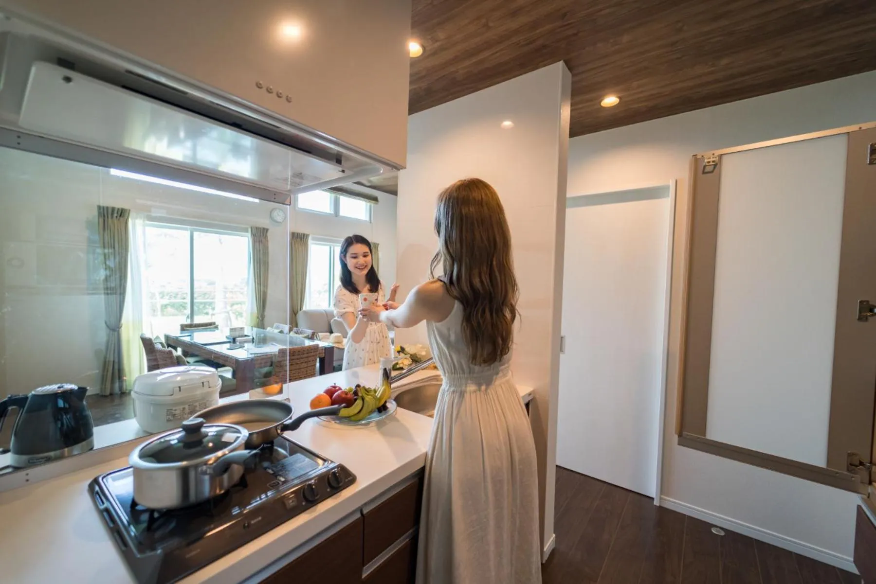 Kitchen or kitchenette in BEVERLY HILLS VILLA Miyakojima Resort