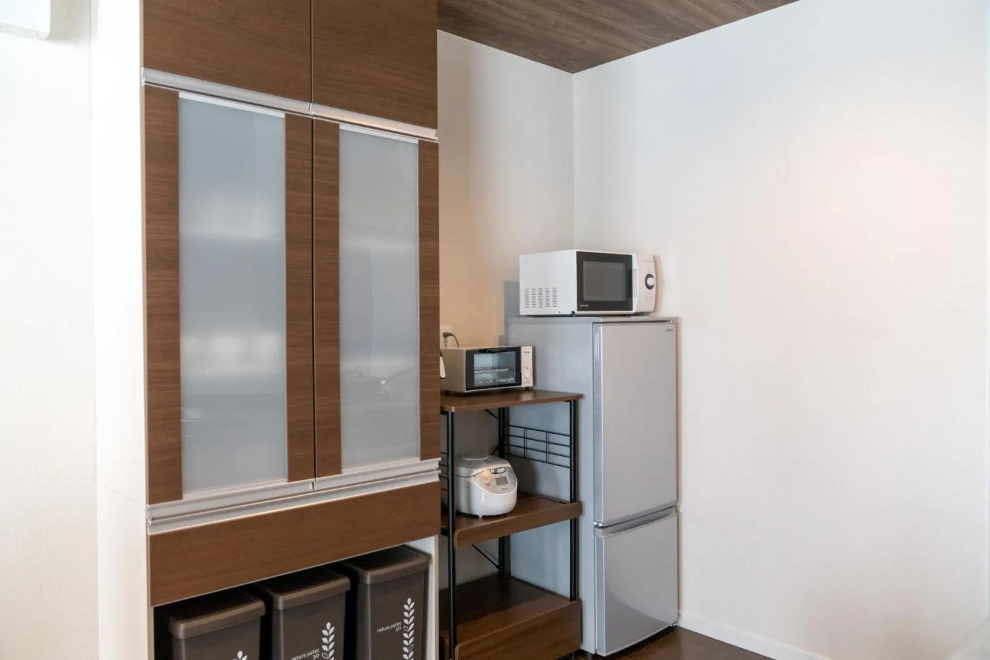 Kitchen or kitchenette in BEVERLY HILLS VILLA Miyakojima Resort