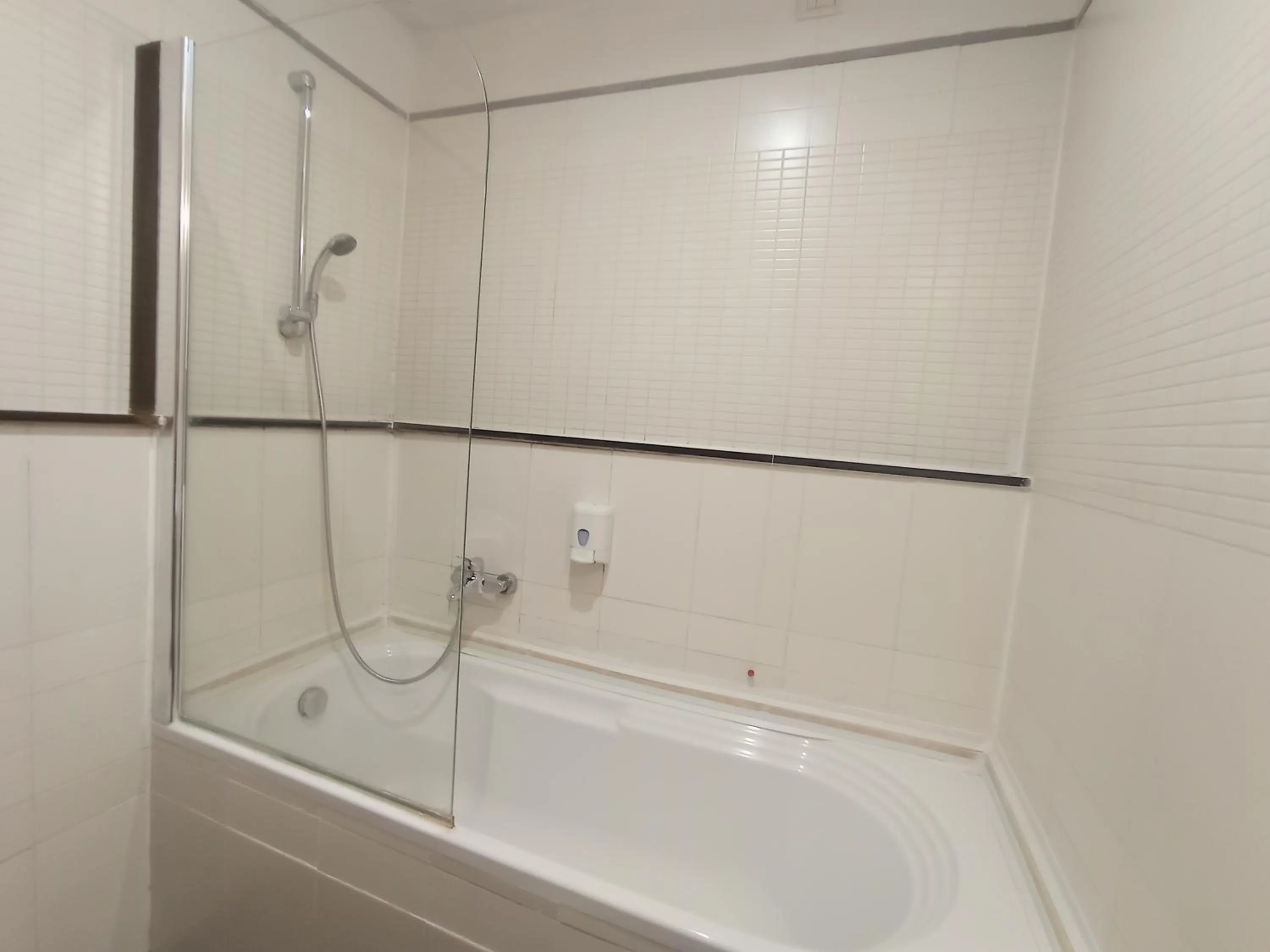 Bathroom in Romalive Hotel