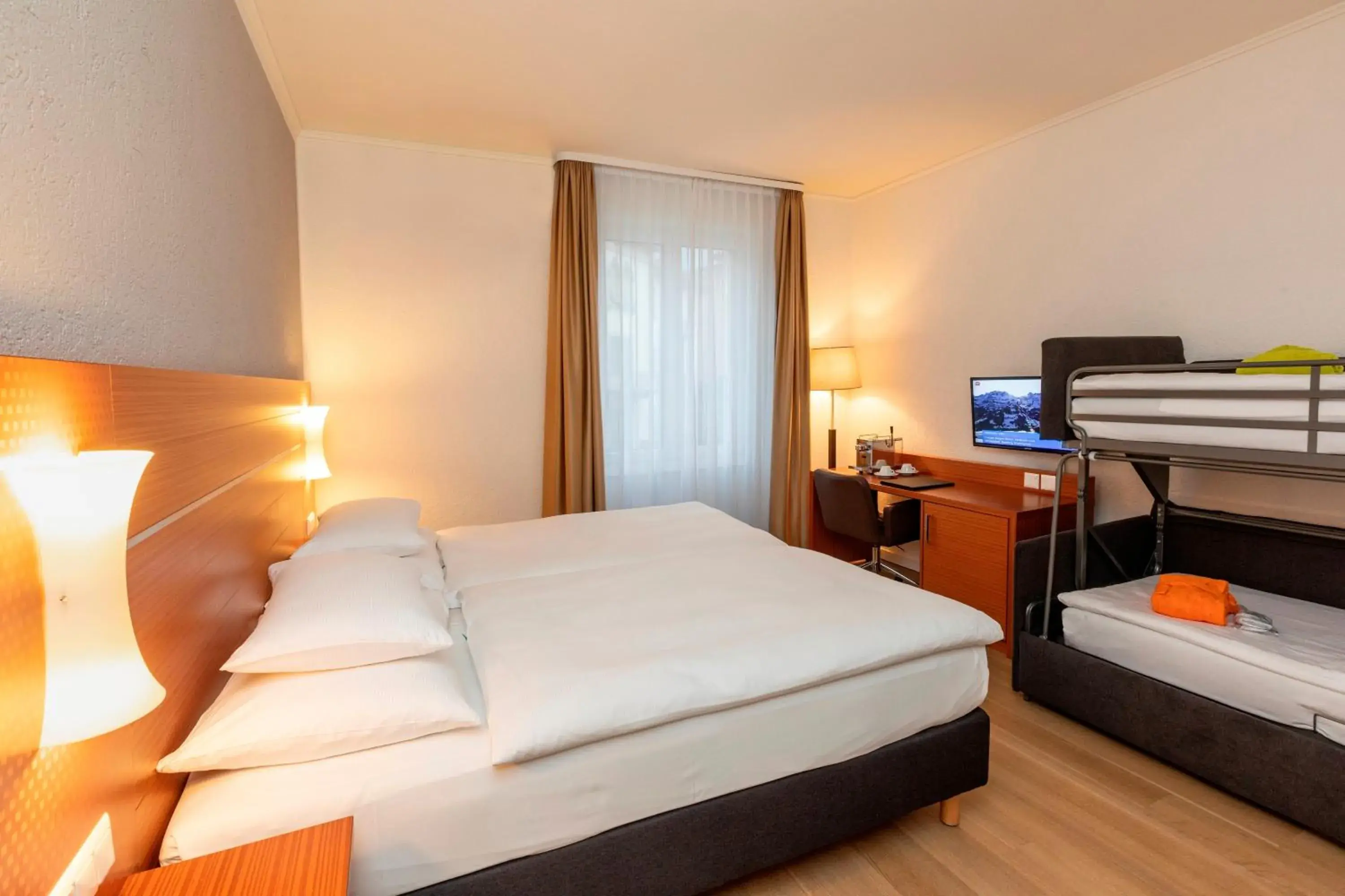 Family Room in Hotel la Palma au Lac Family Room in Hotel la Palma au Lac