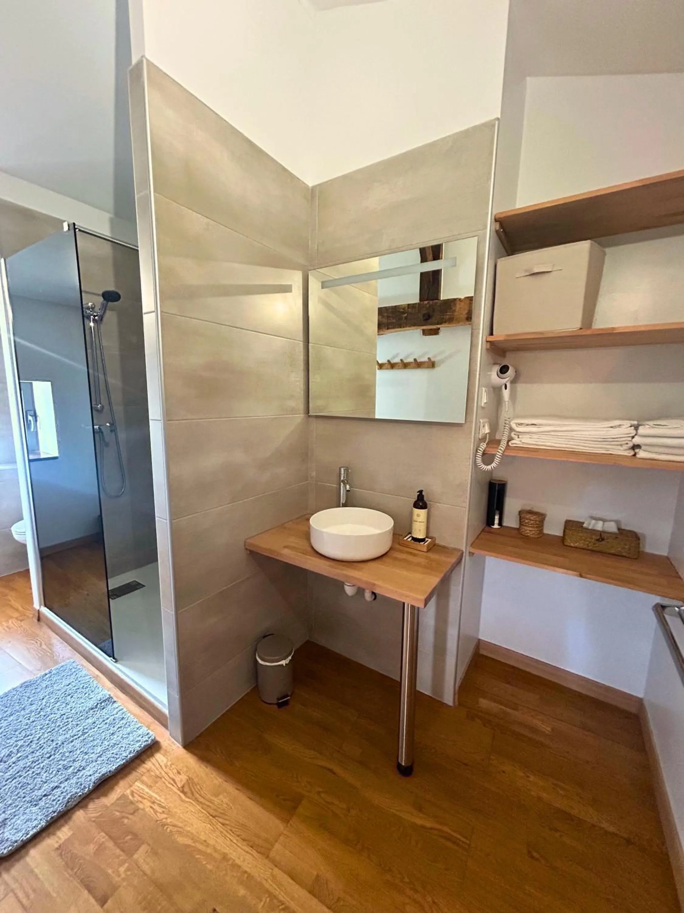 Toilet in LE DOMAINE DE GORNETON