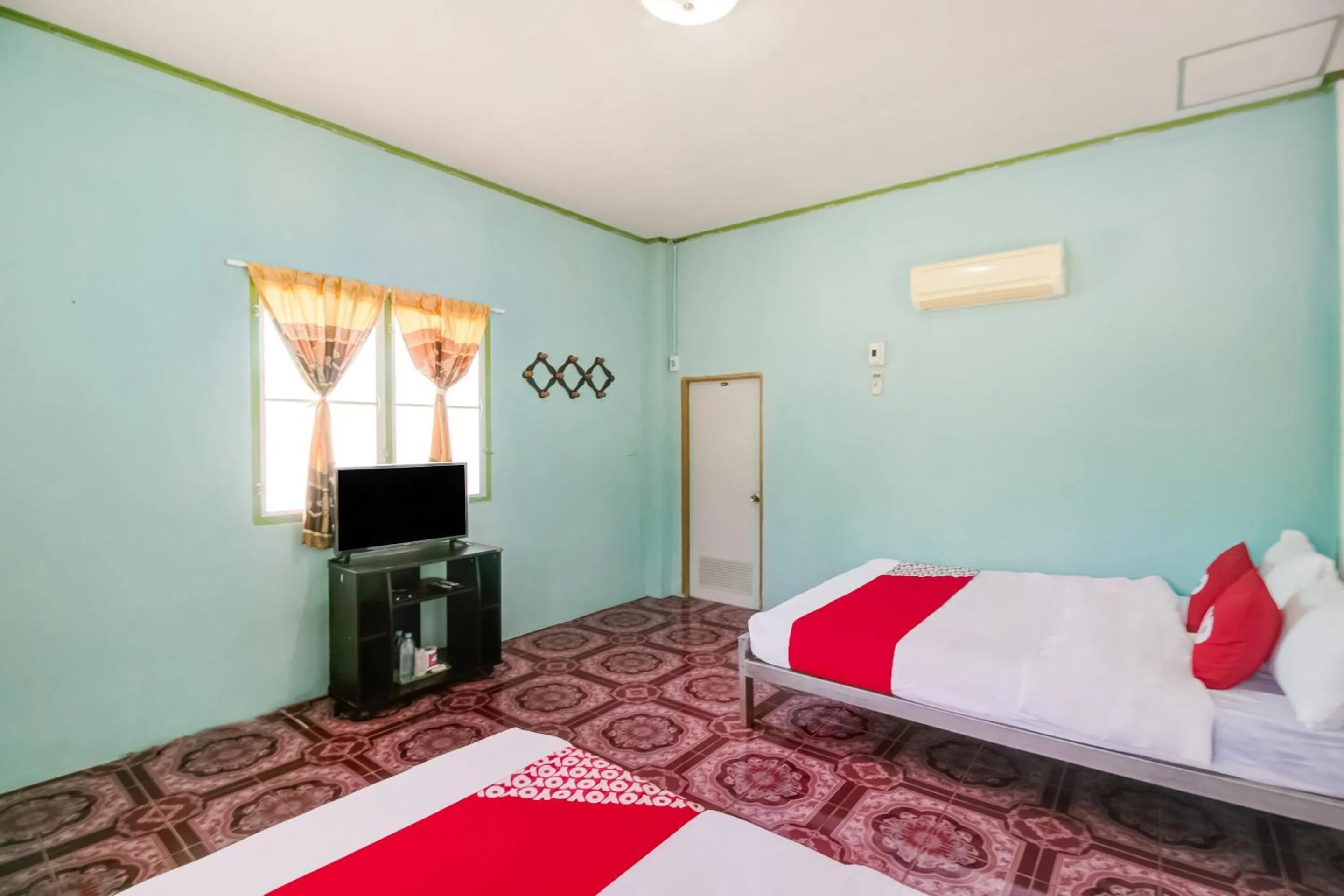 Bedroom in OYO 1080 Kanyapa Resort Kaeng Krachan