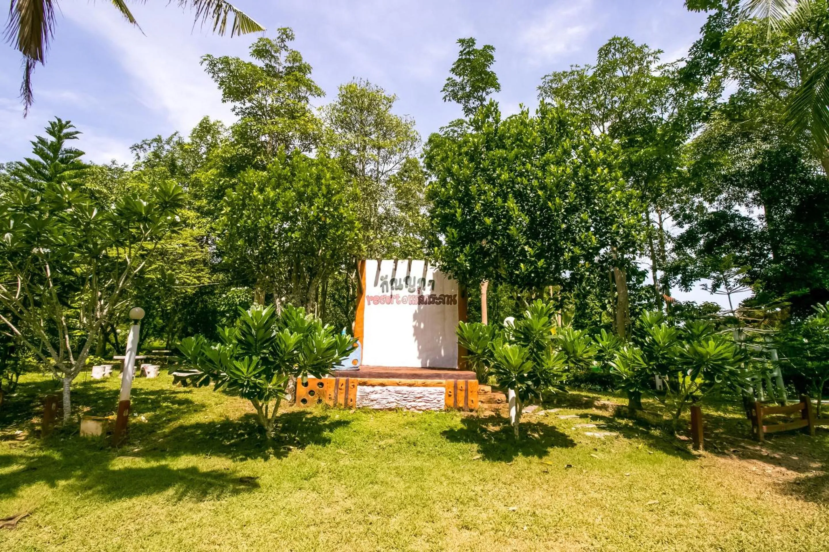 Lobby or reception in OYO 1080 Kanyapa Resort Kaeng Krachan