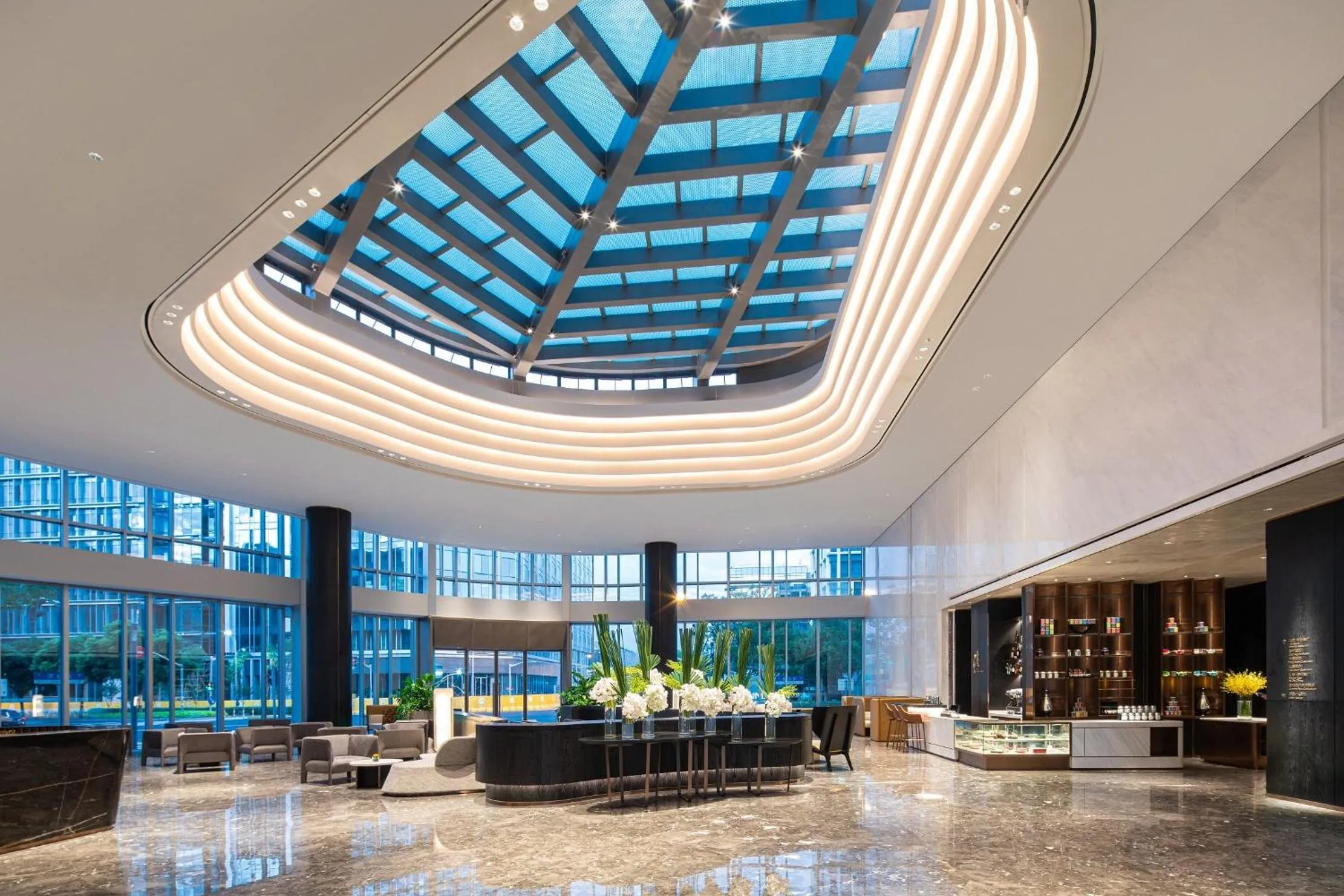 Lobby or reception in Crowne Plaza Shanghai Hongqiao by IHG