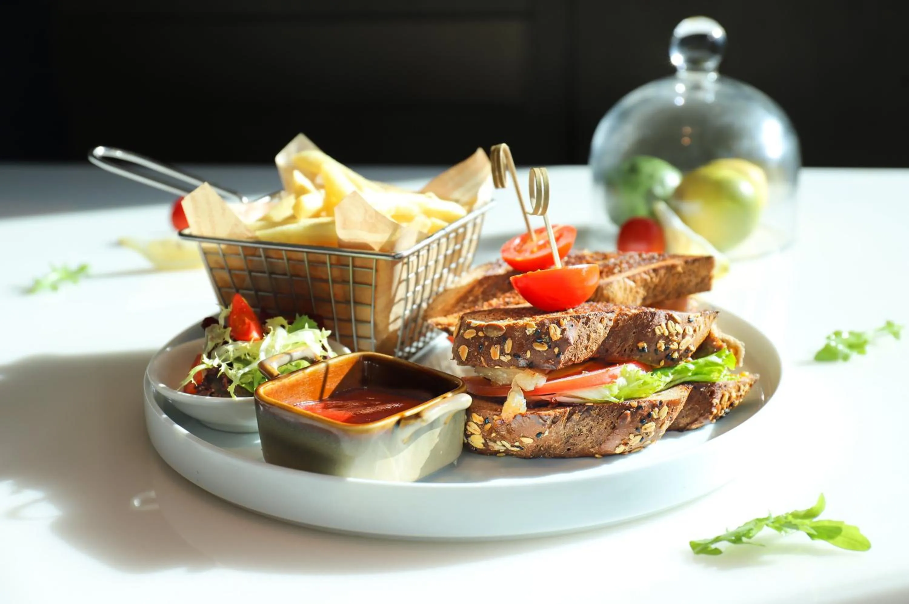 Restaurant/places to eat in Crowne Plaza Shanghai Hongqiao by IHG