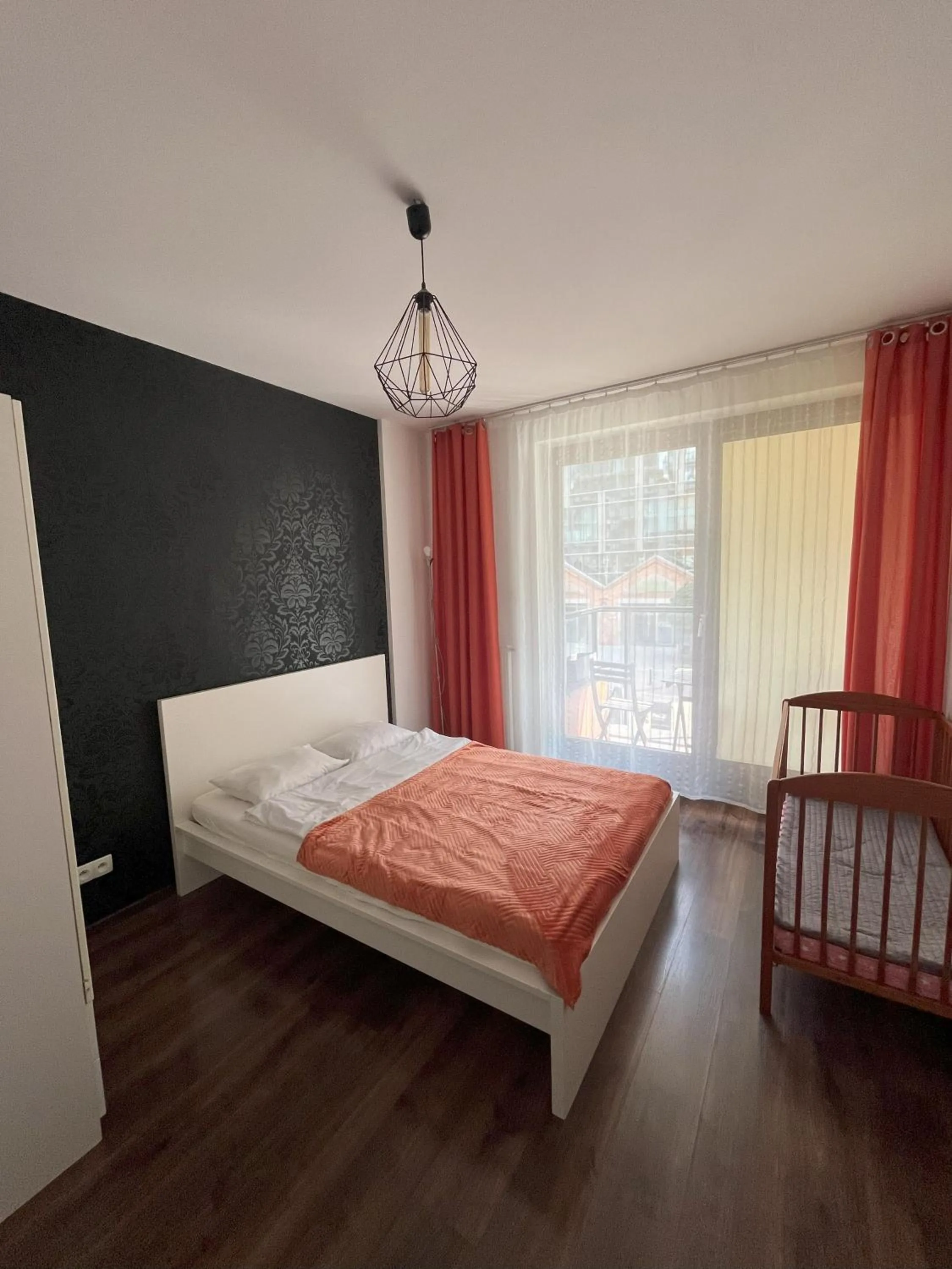 Bedroom, Bed in Apartamenty Warszawskie delux Siedmiogrodzka