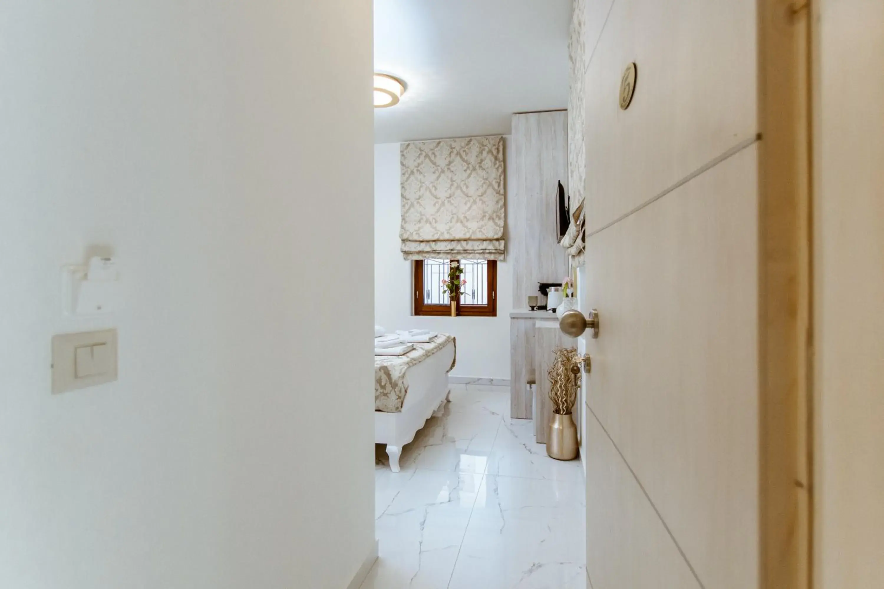 Deluxe Double Room with Shower - single occupancy in Konmari Boutique Suites Deluxe Double Room with Shower - single occupancy in Konmari Boutique Suites