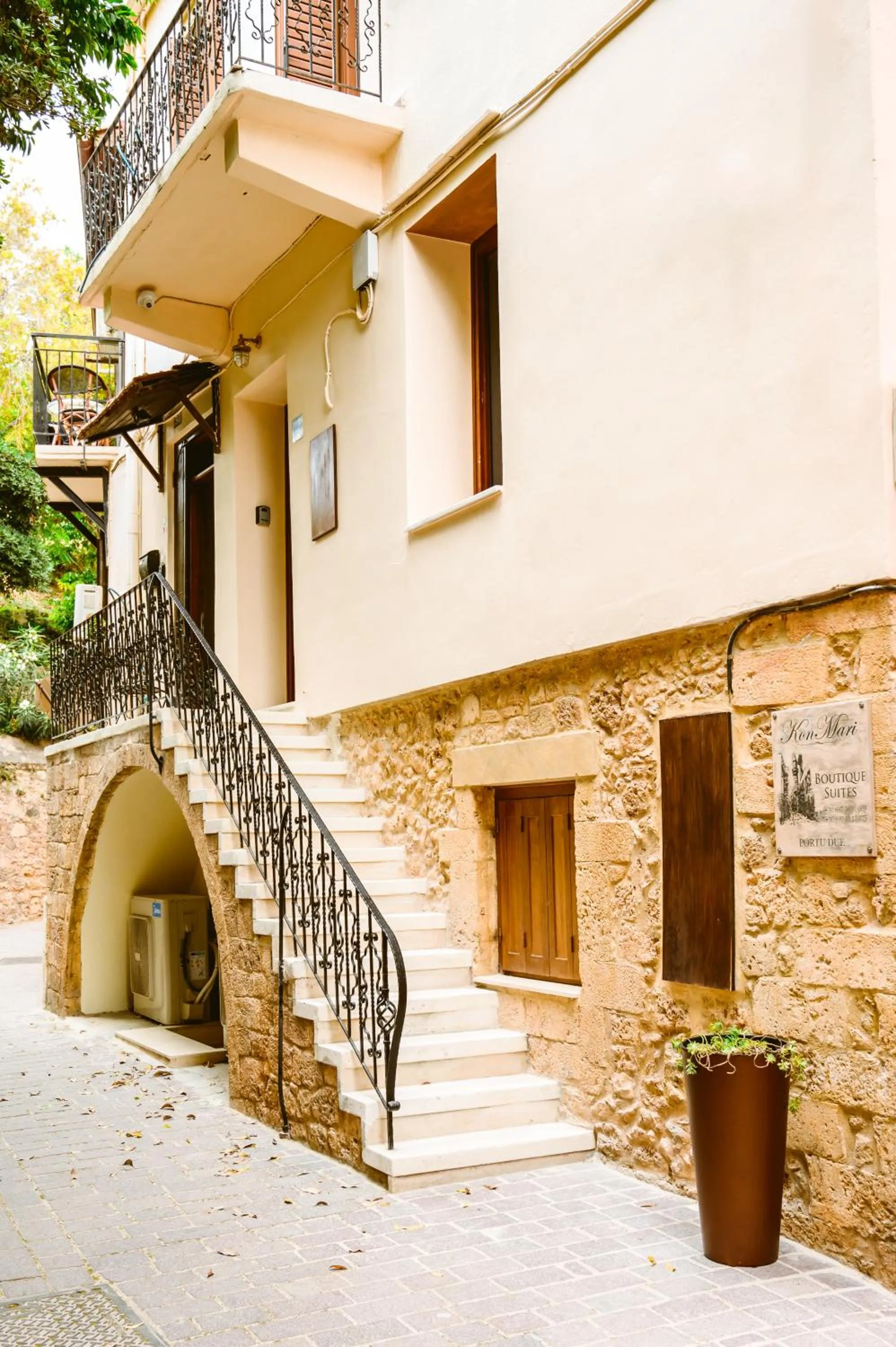 Konmari Boutique Suites