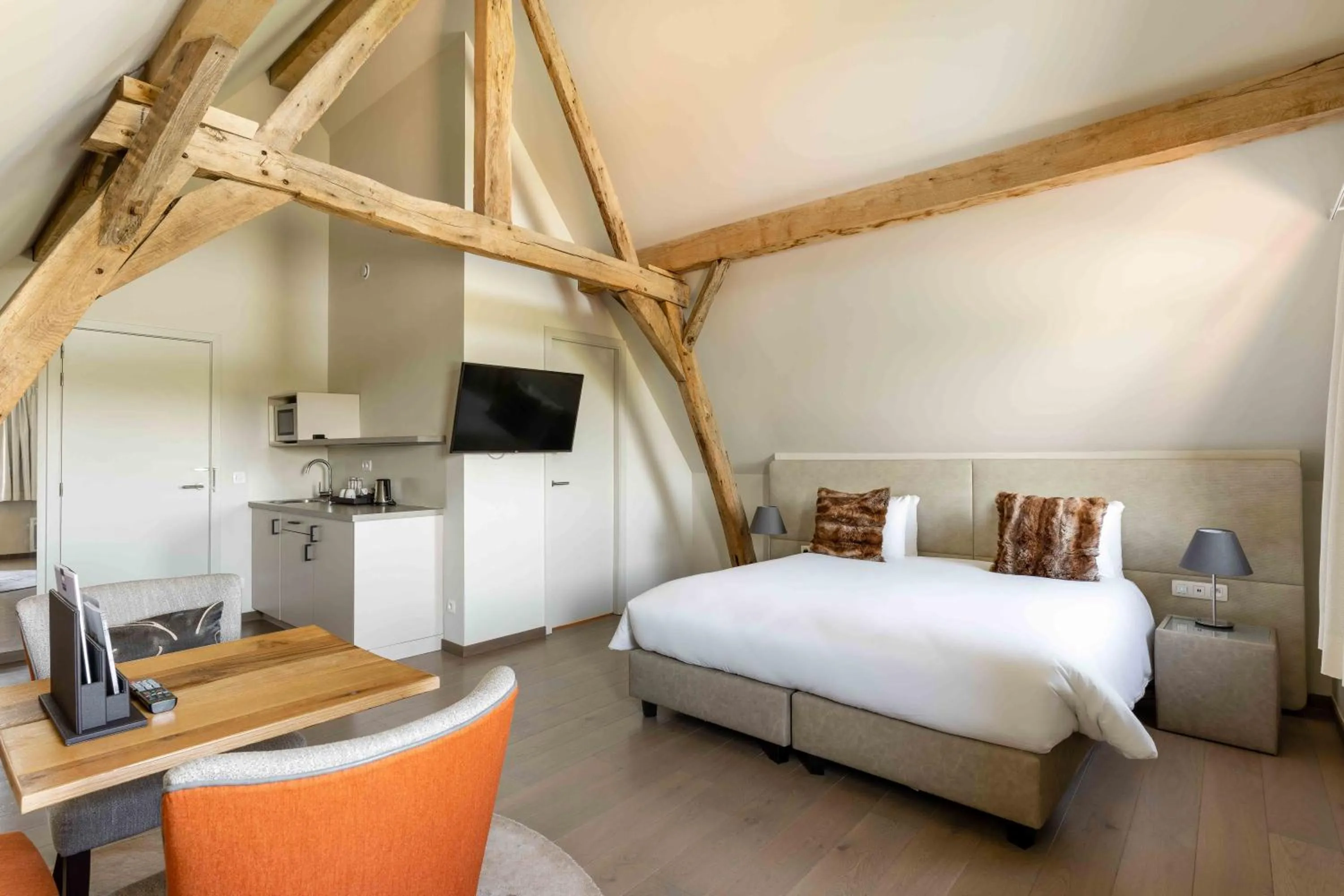 Photo of the whole room, Bed in Hof van Stayen