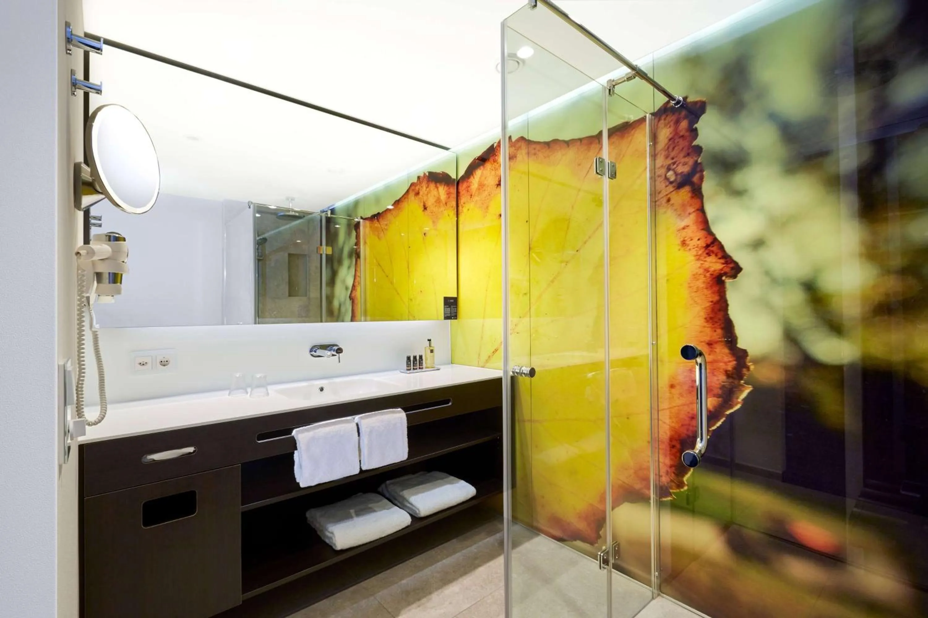 Photo of the whole room in HYPERION Hotel Basel