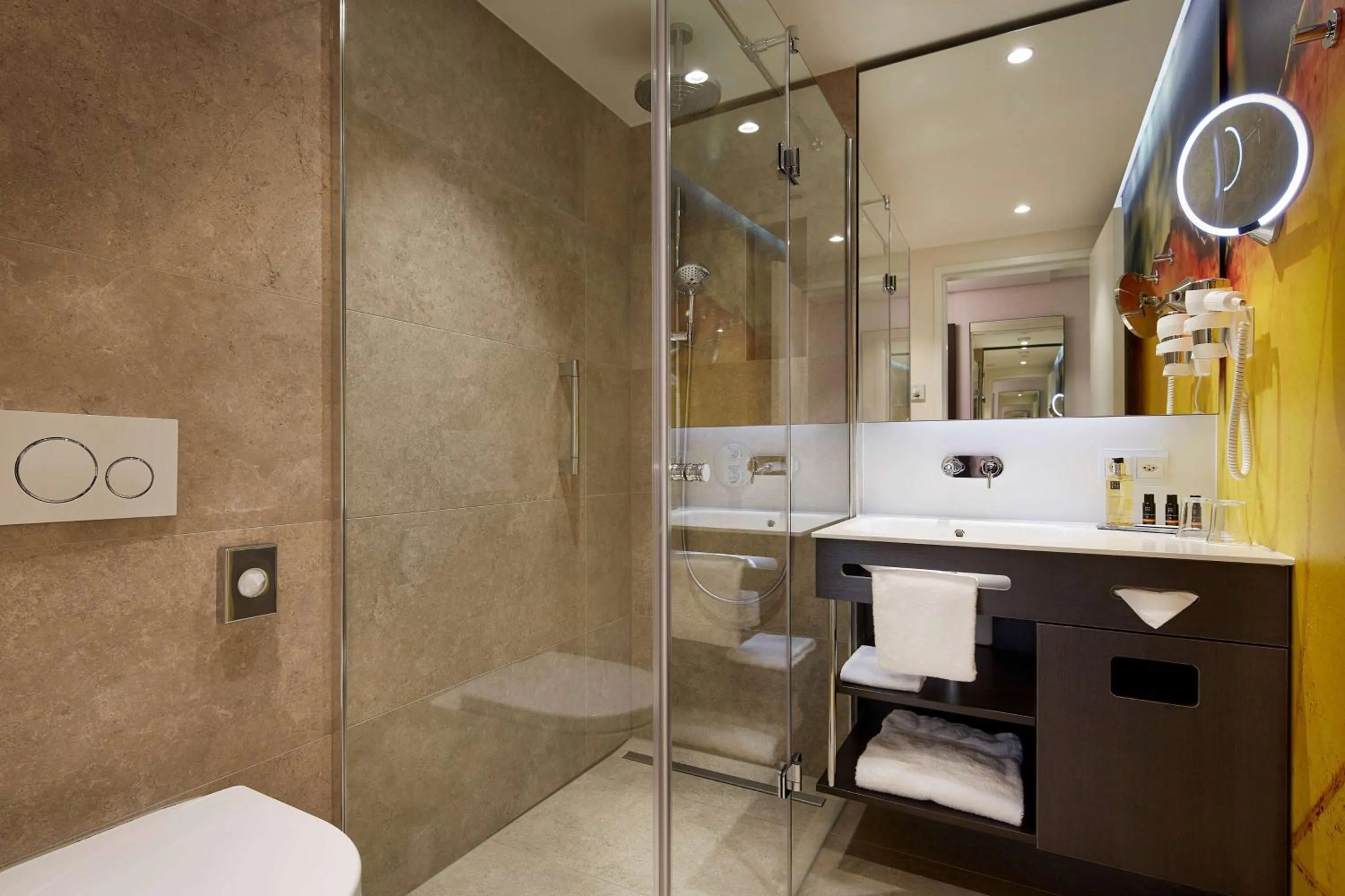 Photo of the whole room in HYPERION Hotel Basel