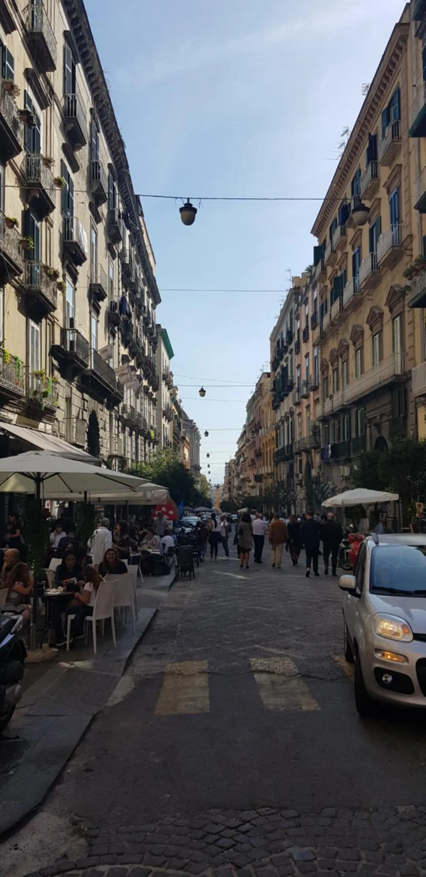 Property building in Duomo View Naples