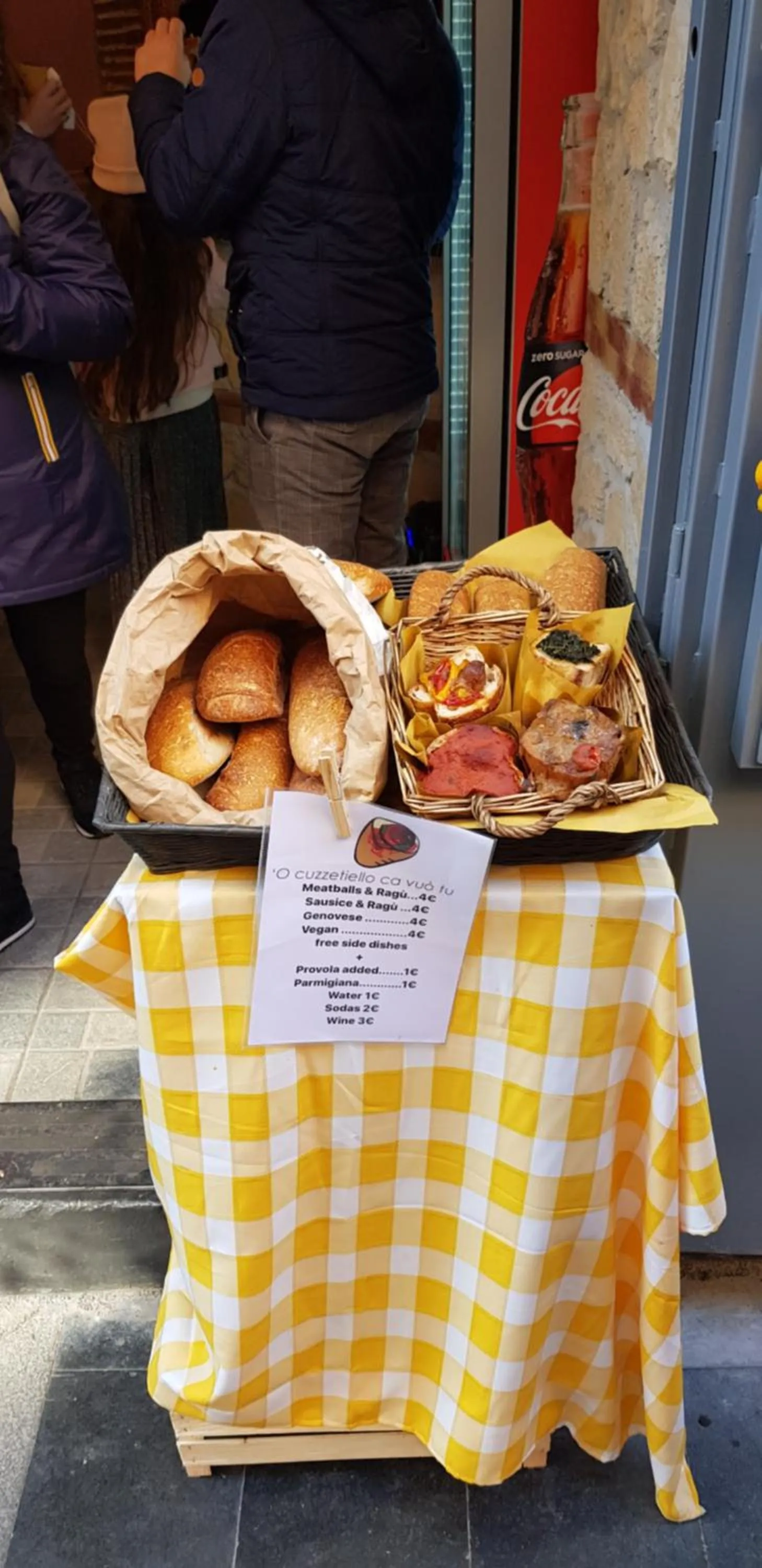 Property building in Duomo View Naples