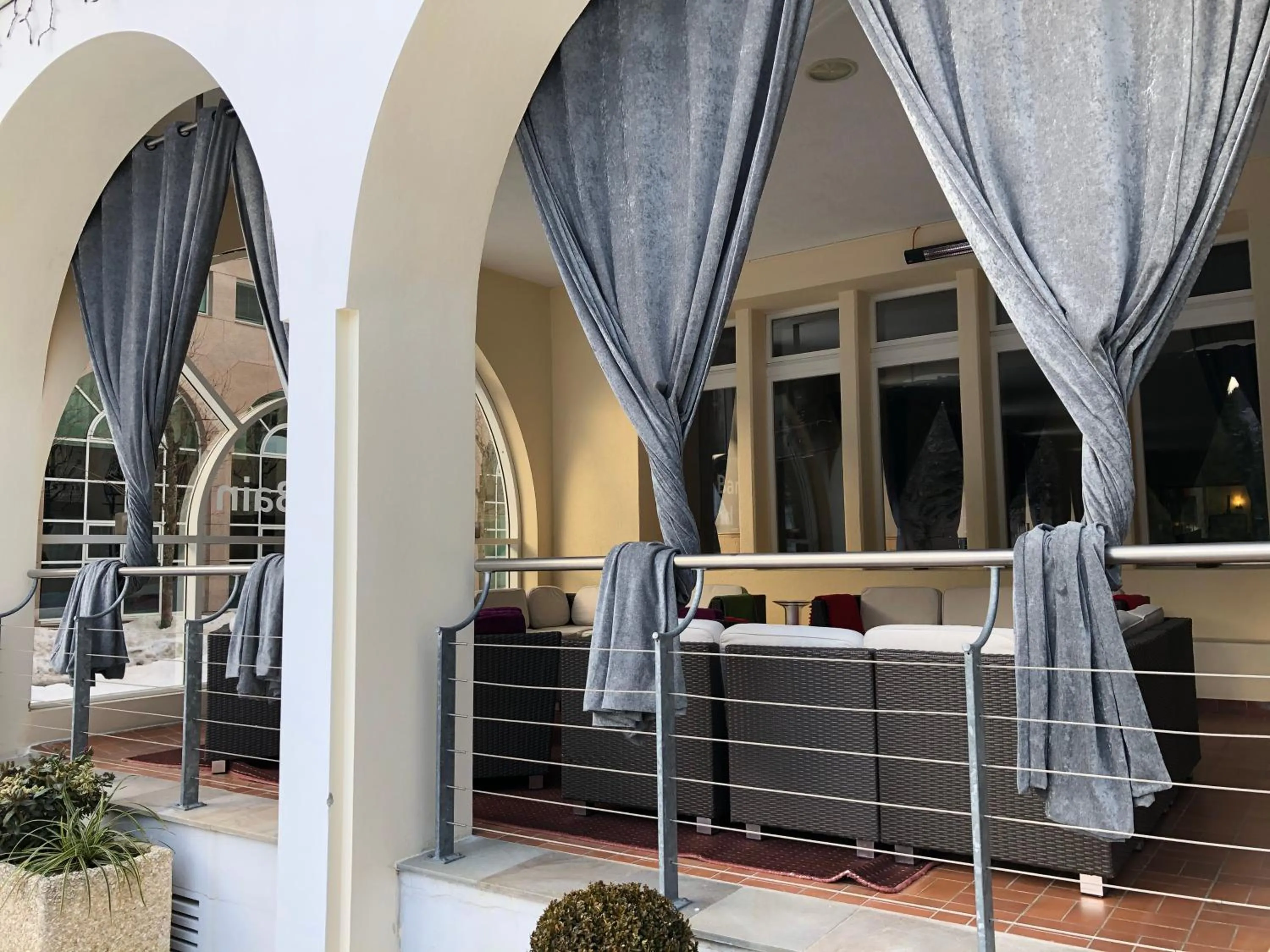 Patio in Thermal Hotels & Walliser Alpentherme Leukerbad