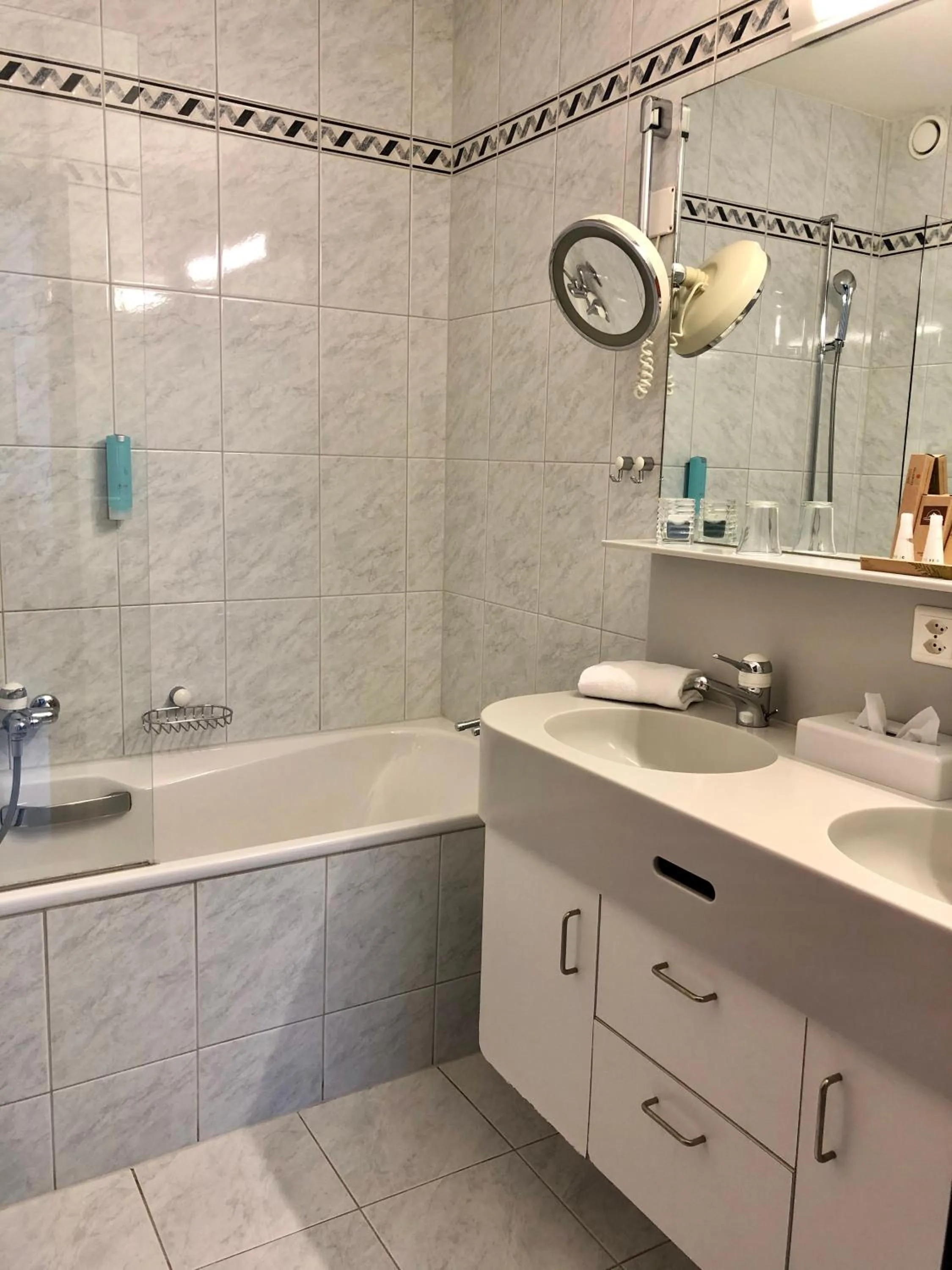 Bathroom in Thermal Hotels & Walliser Alpentherme Leukerbad