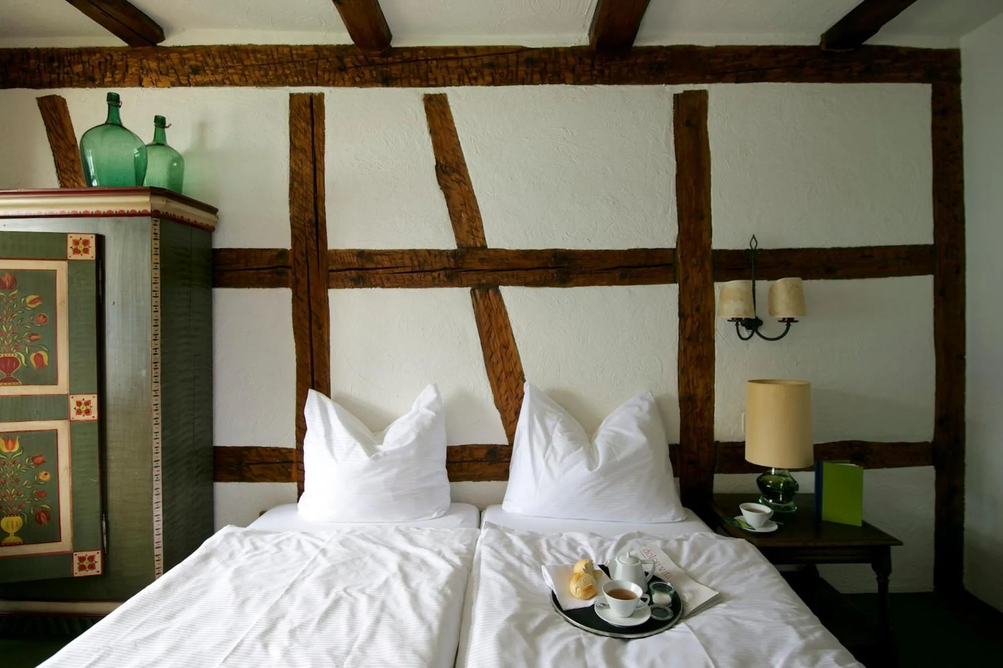 Staff, Bed in Flyhof