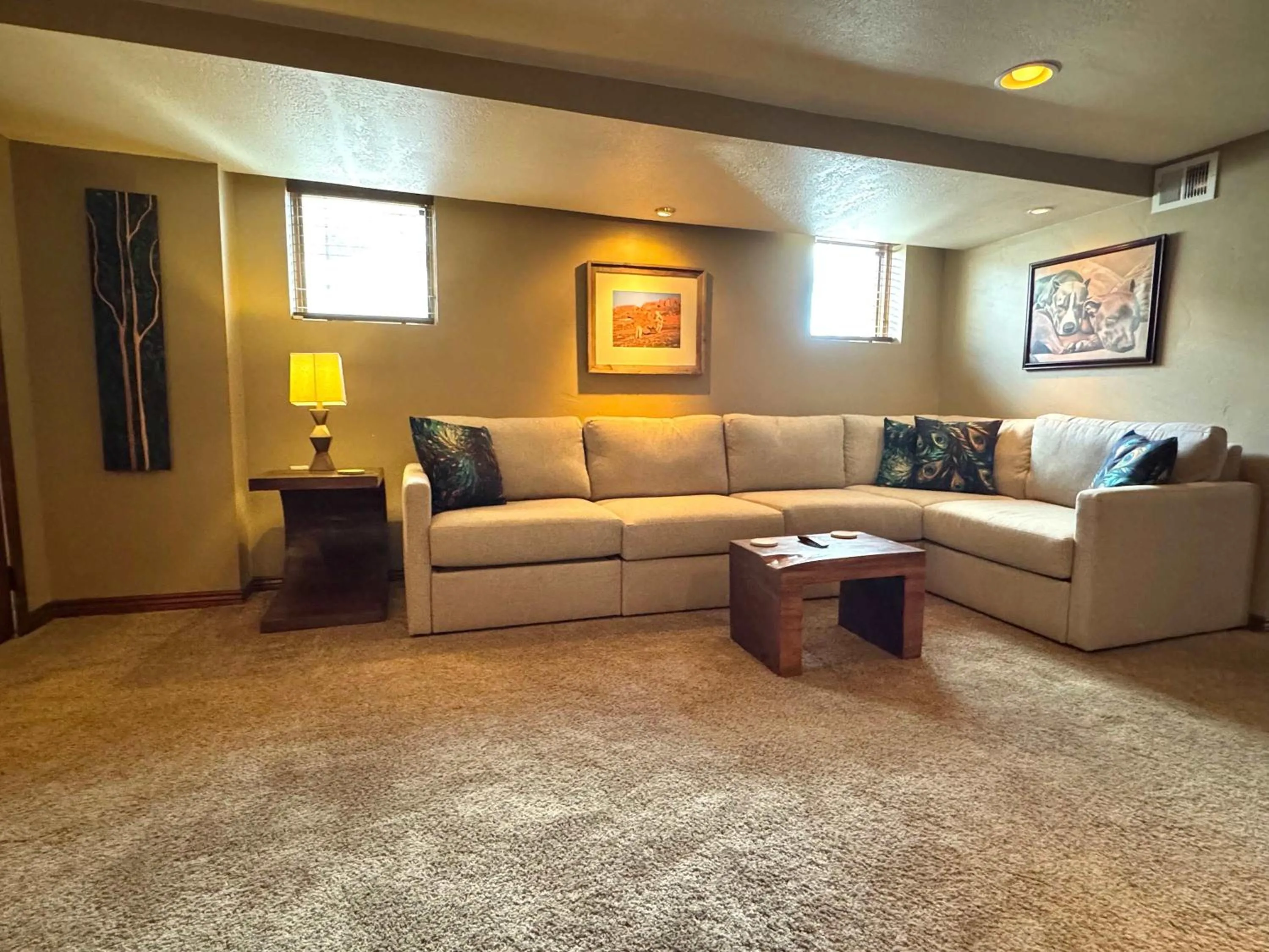 TV and multimedia in 6-Bedroom Tudor in the Downtown Historic District