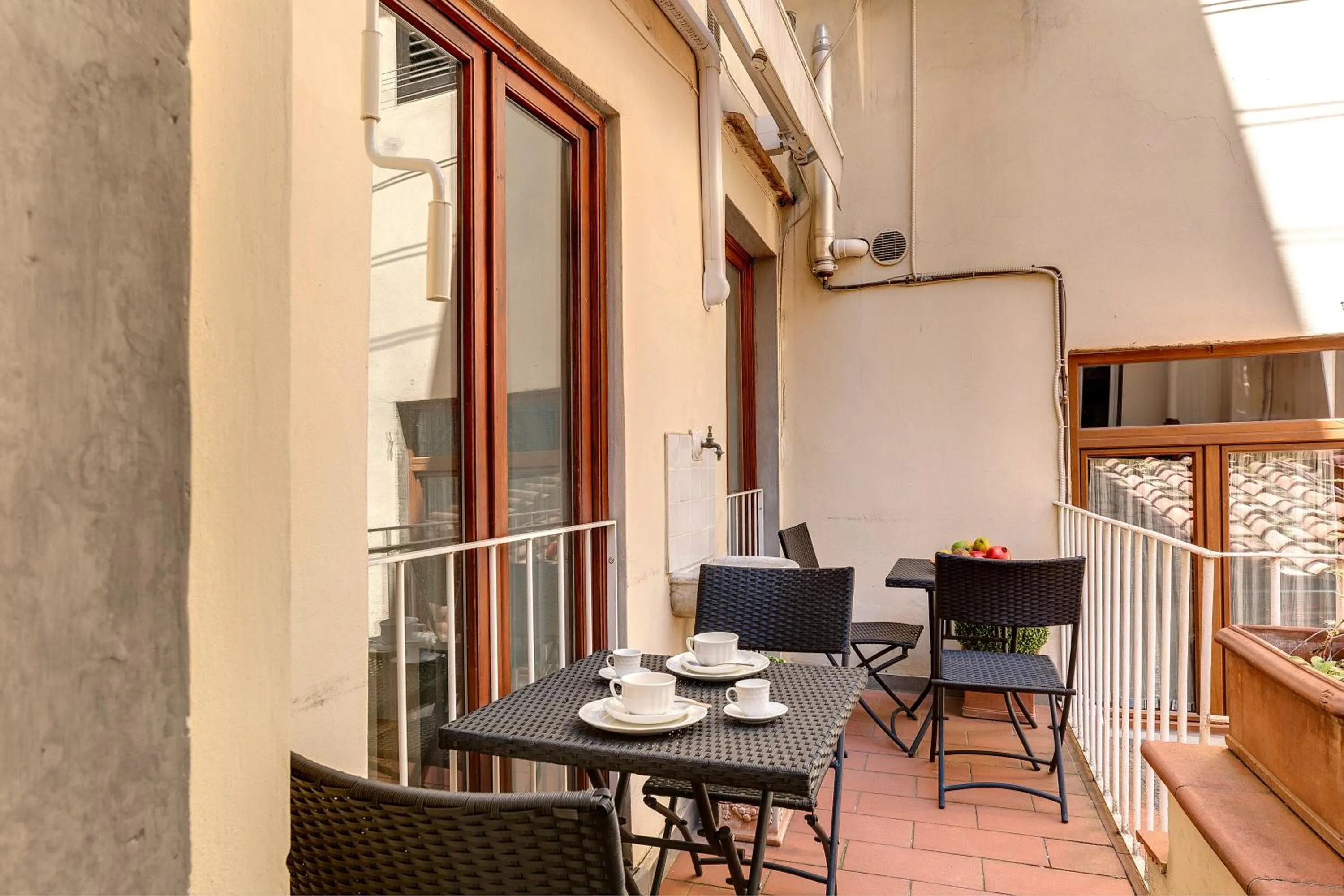 Balcony/Terrace in Tegolaio Apartment by Mamo Florence