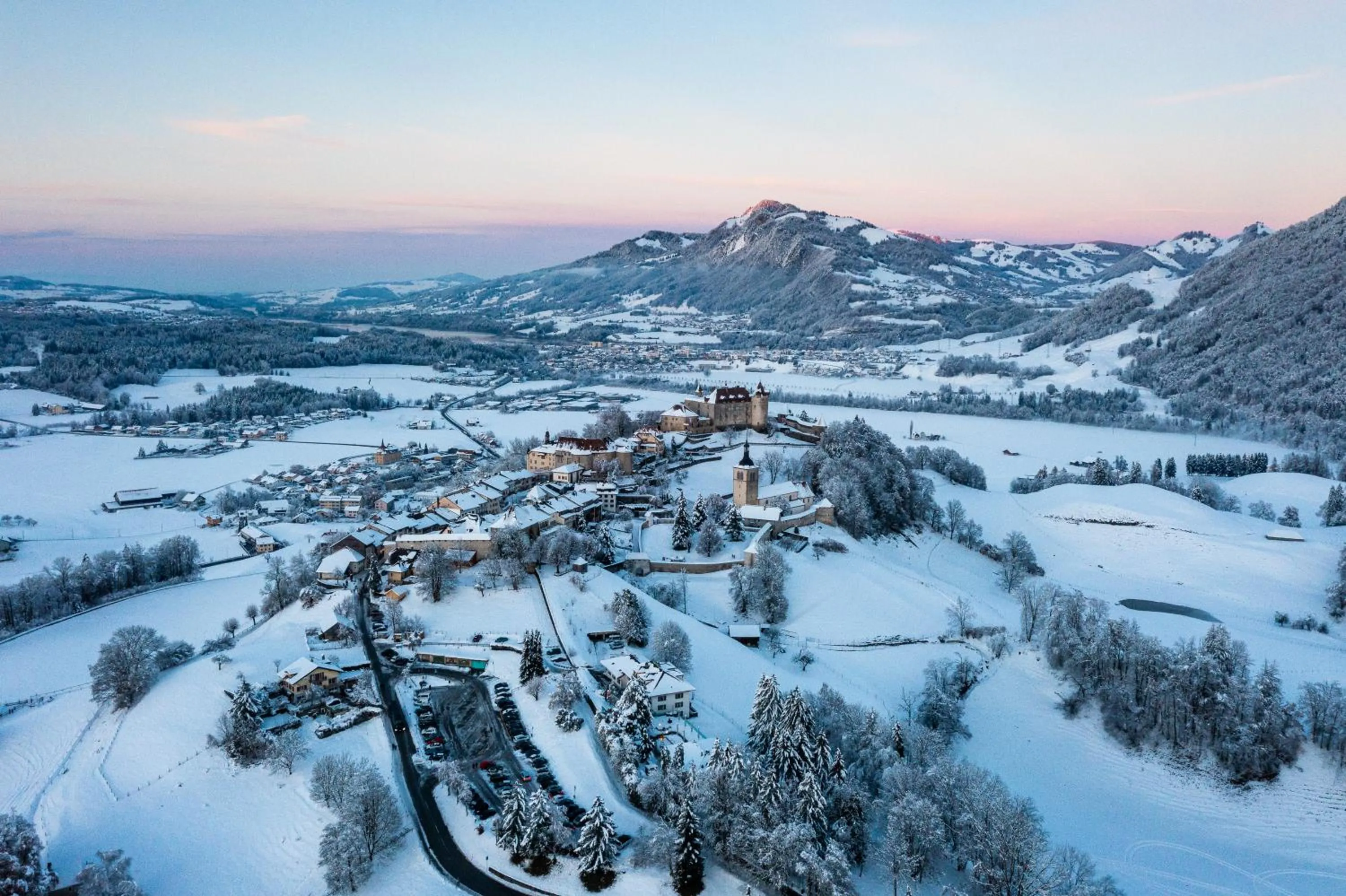 Nearby landmark in Hôtel de Gruyères