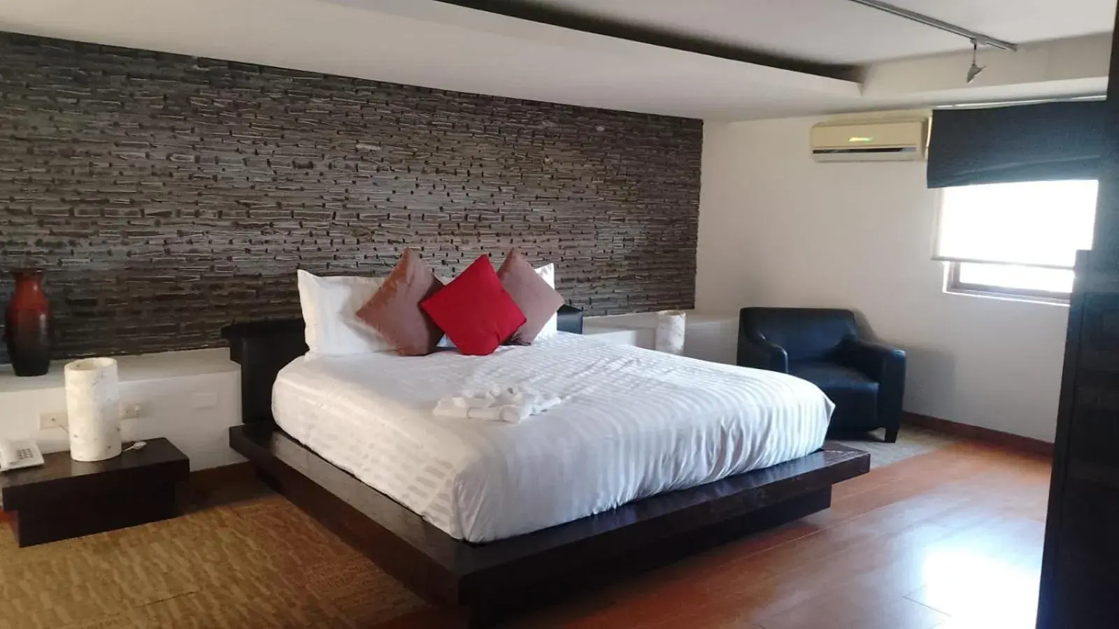 Deluxe Suite in Hotel & Spa Luna Canela Boutique Deluxe Suite in Hotel & Spa Luna Canela Boutique