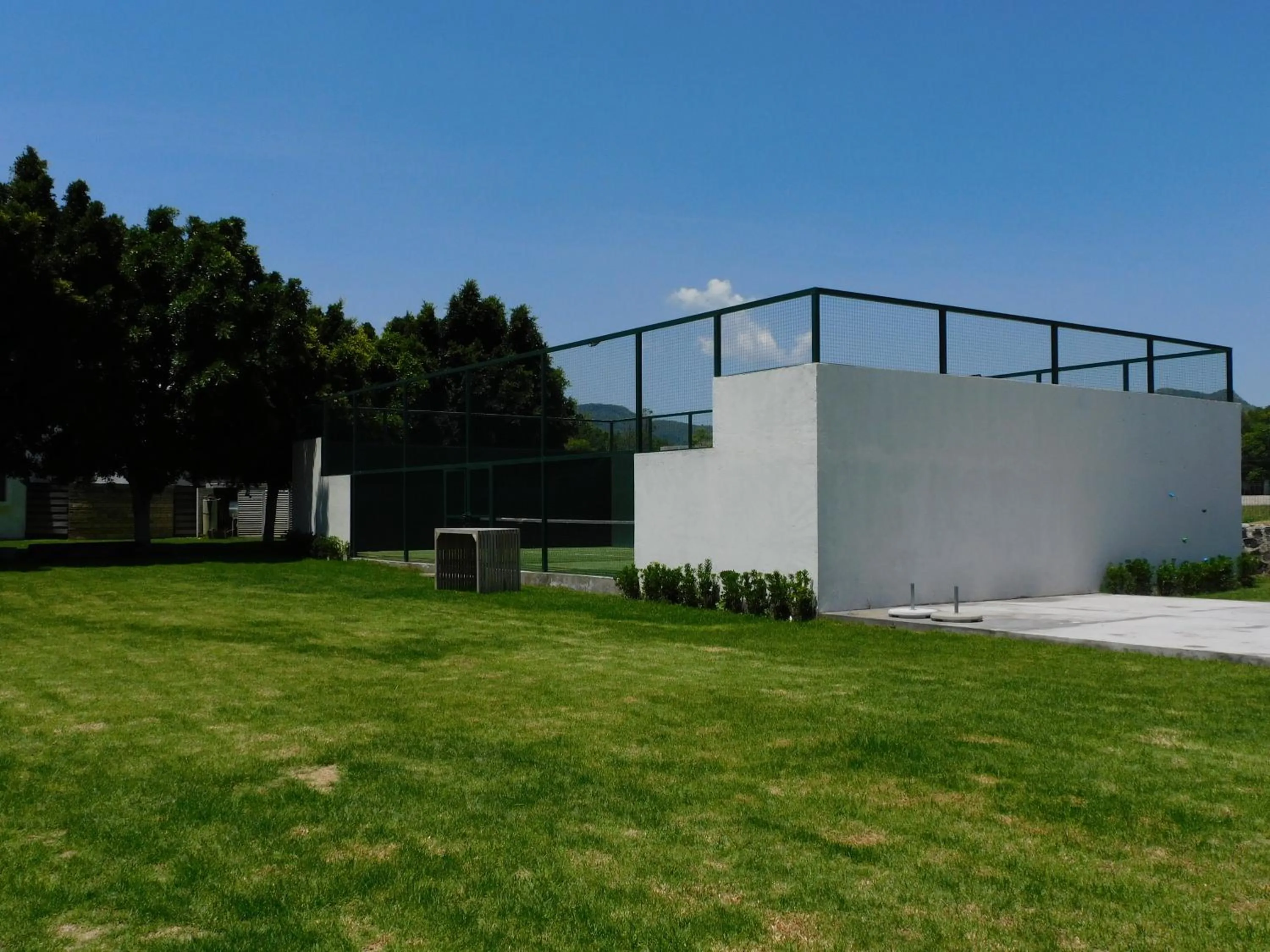 Tennis court in Hotel & Spa Luna Canela Boutique