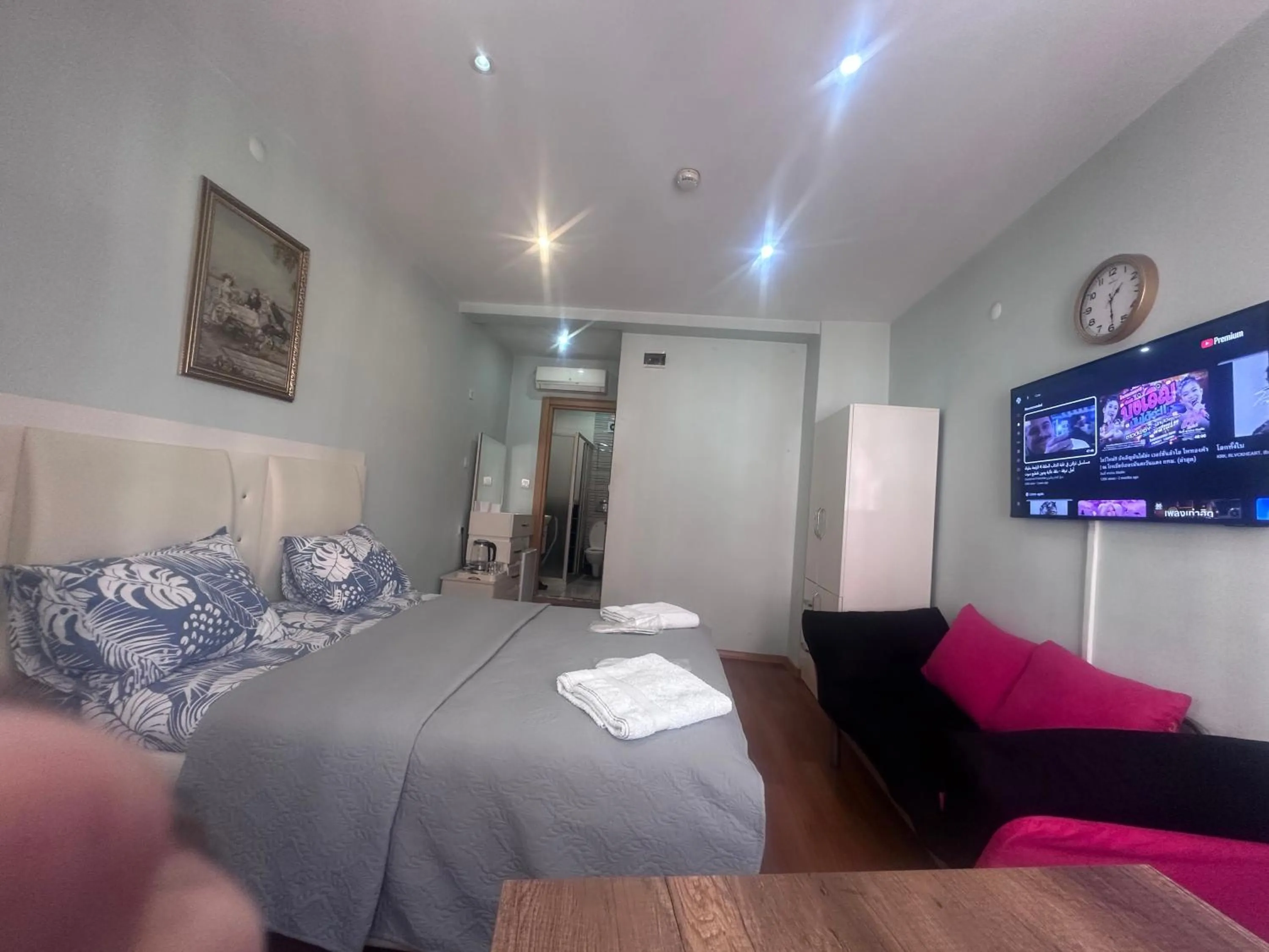 Bed in MYMOON Residence