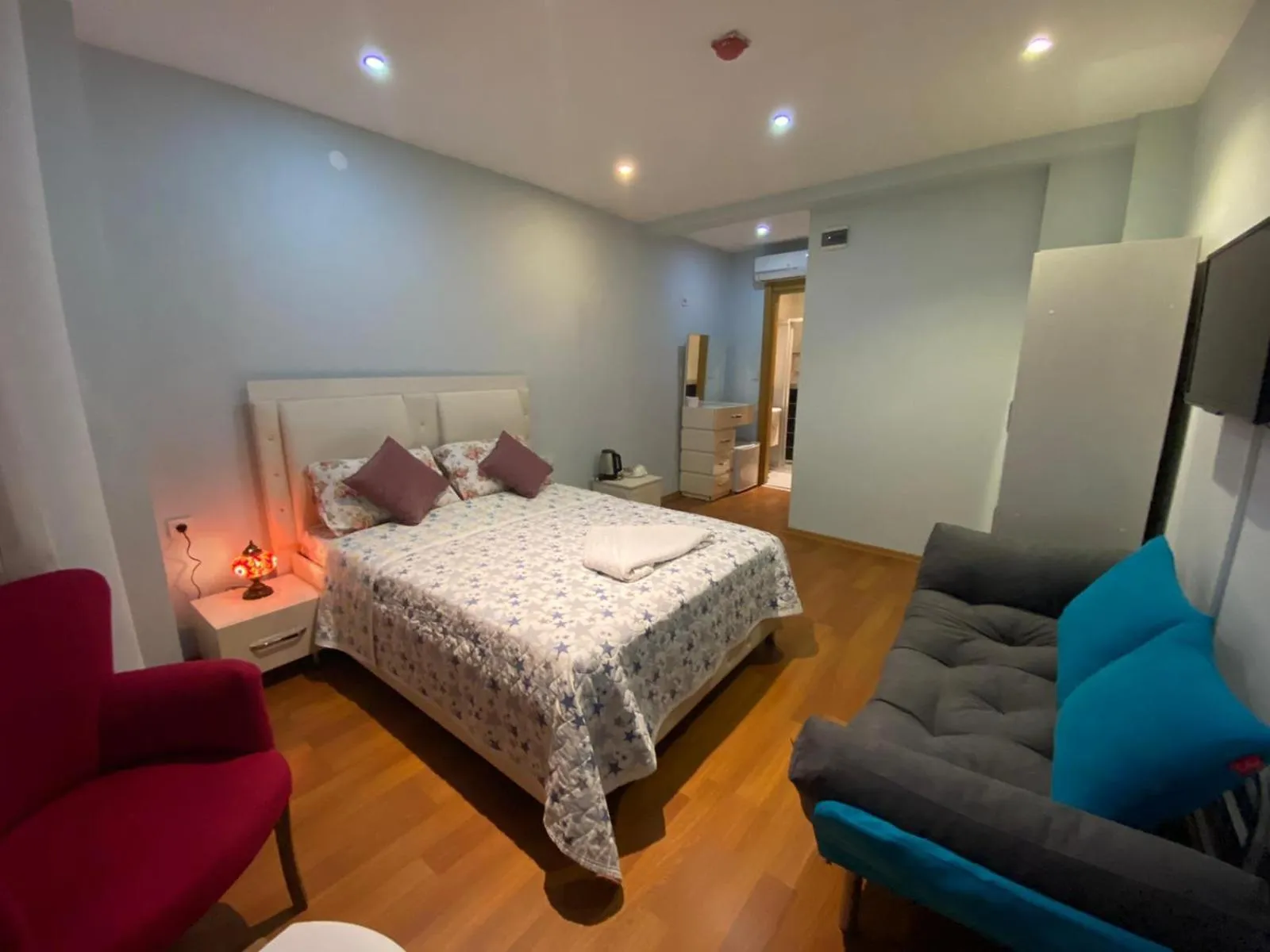 Bed in MYMOON Residence