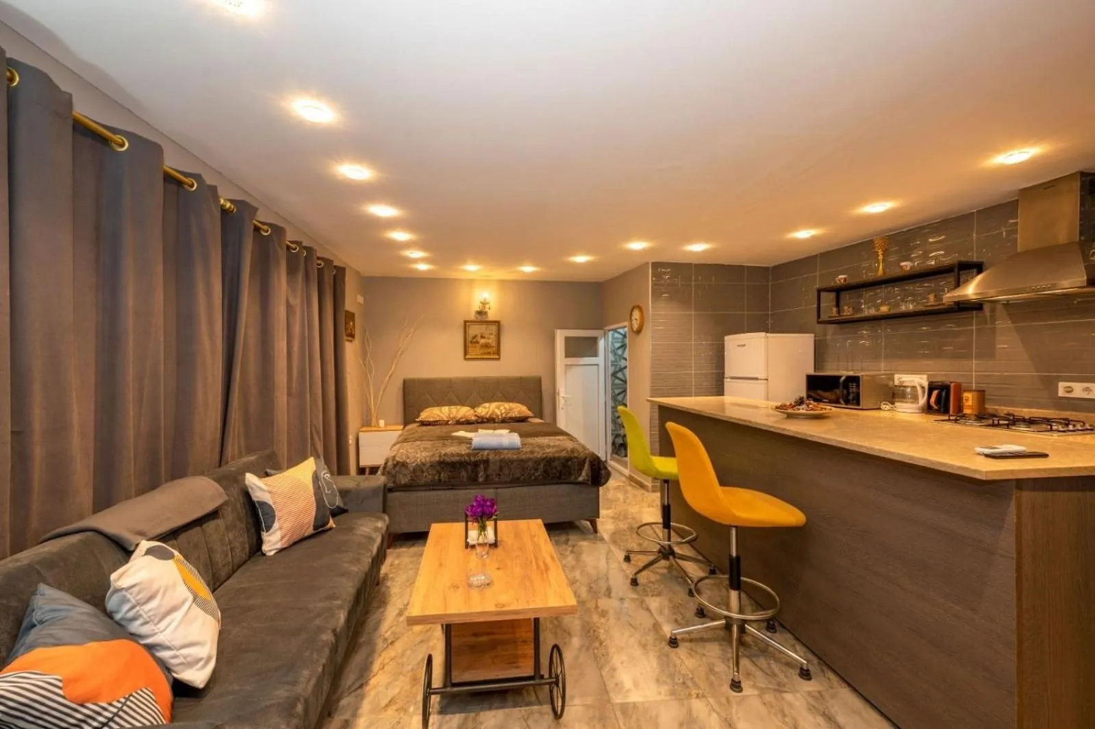 Kitchen or kitchenette in MYMOON Residence