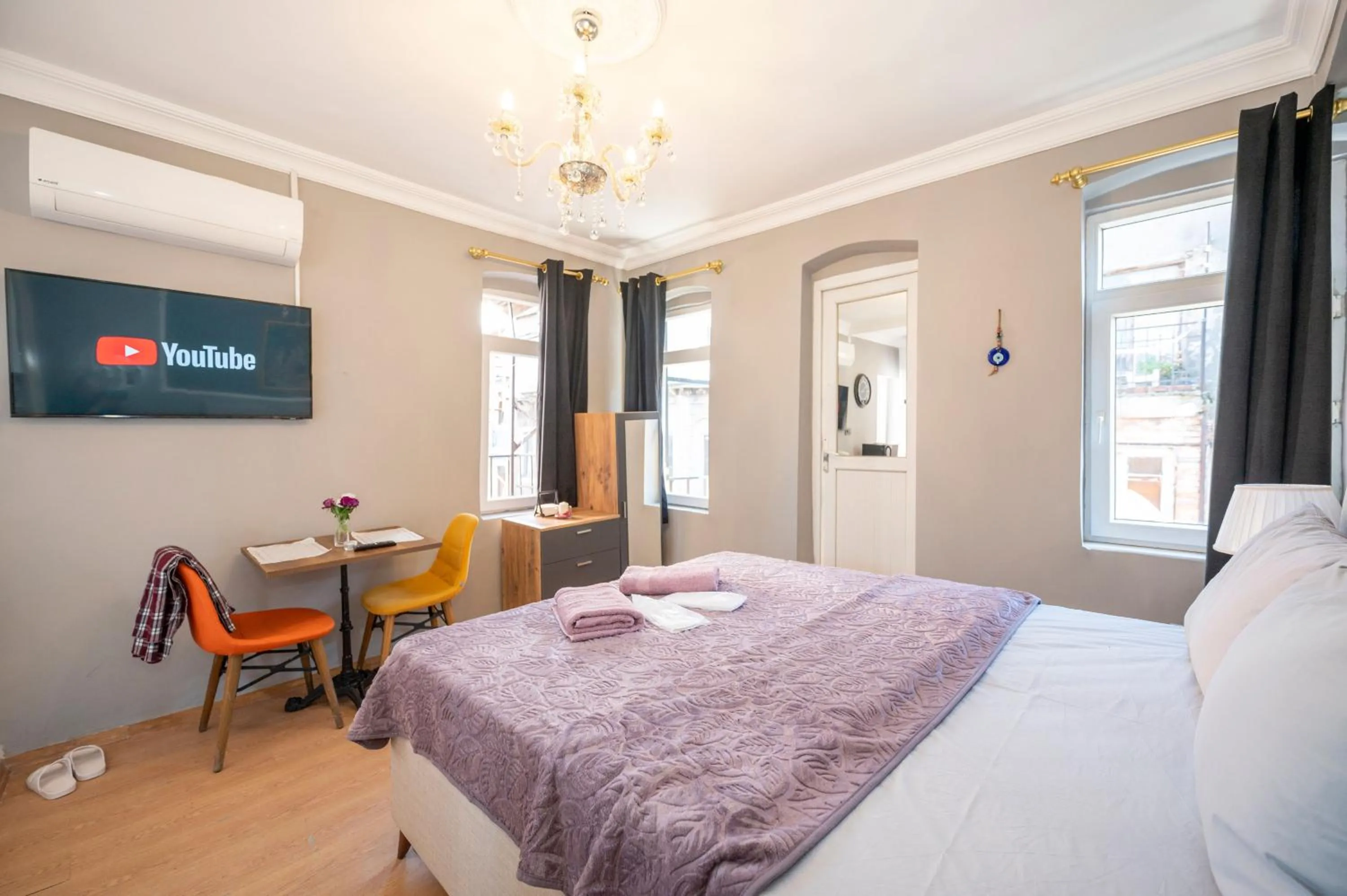 Bed in MYMOON Residence