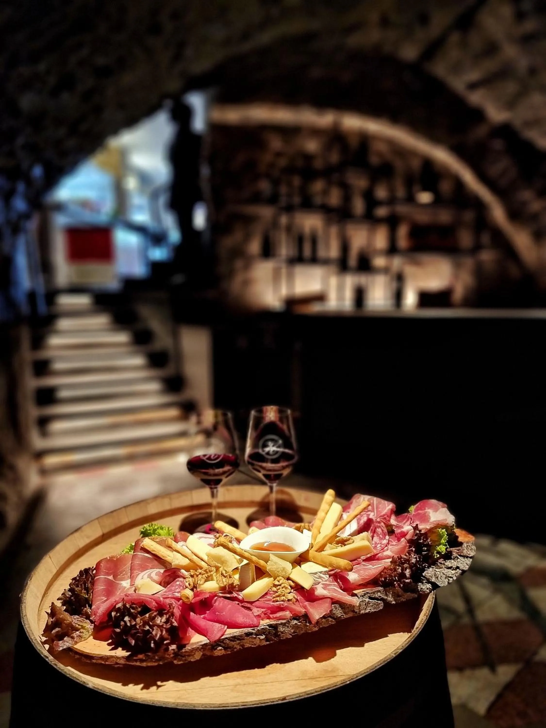 Restaurant/places to eat in Hotel America