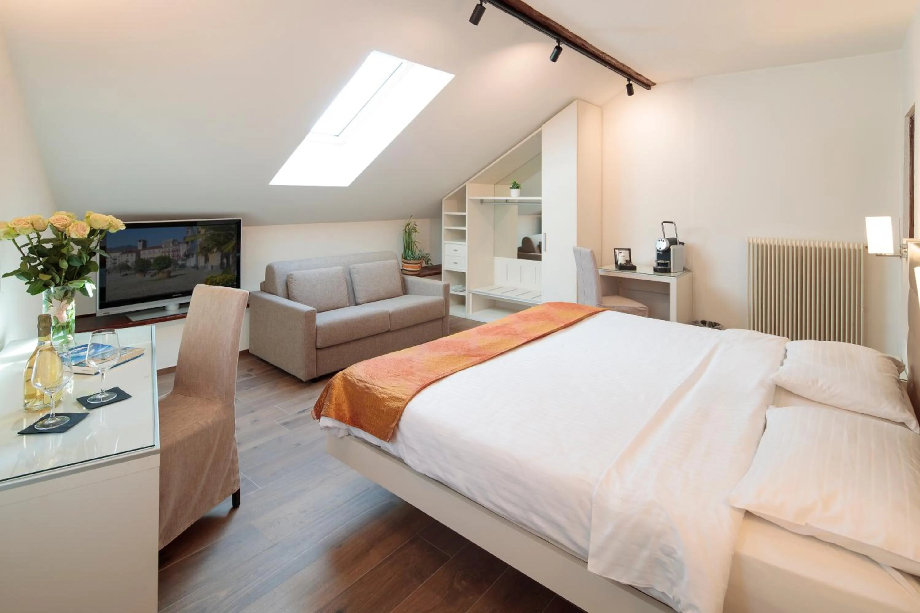 Bed in Hotel America