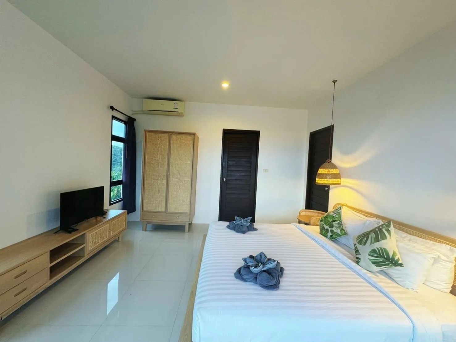 Bed in High Life Villas