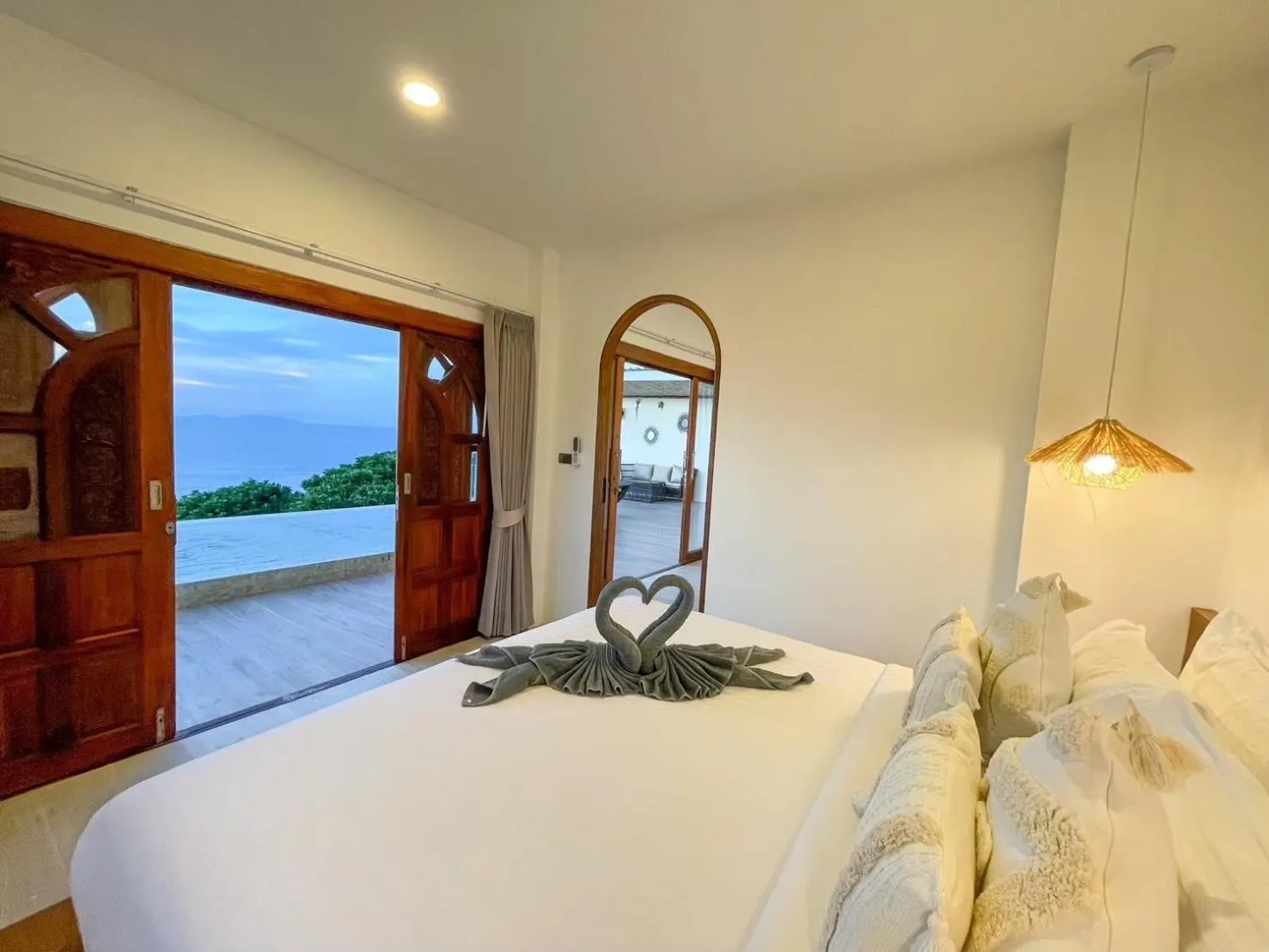 Bed in High Life Villas