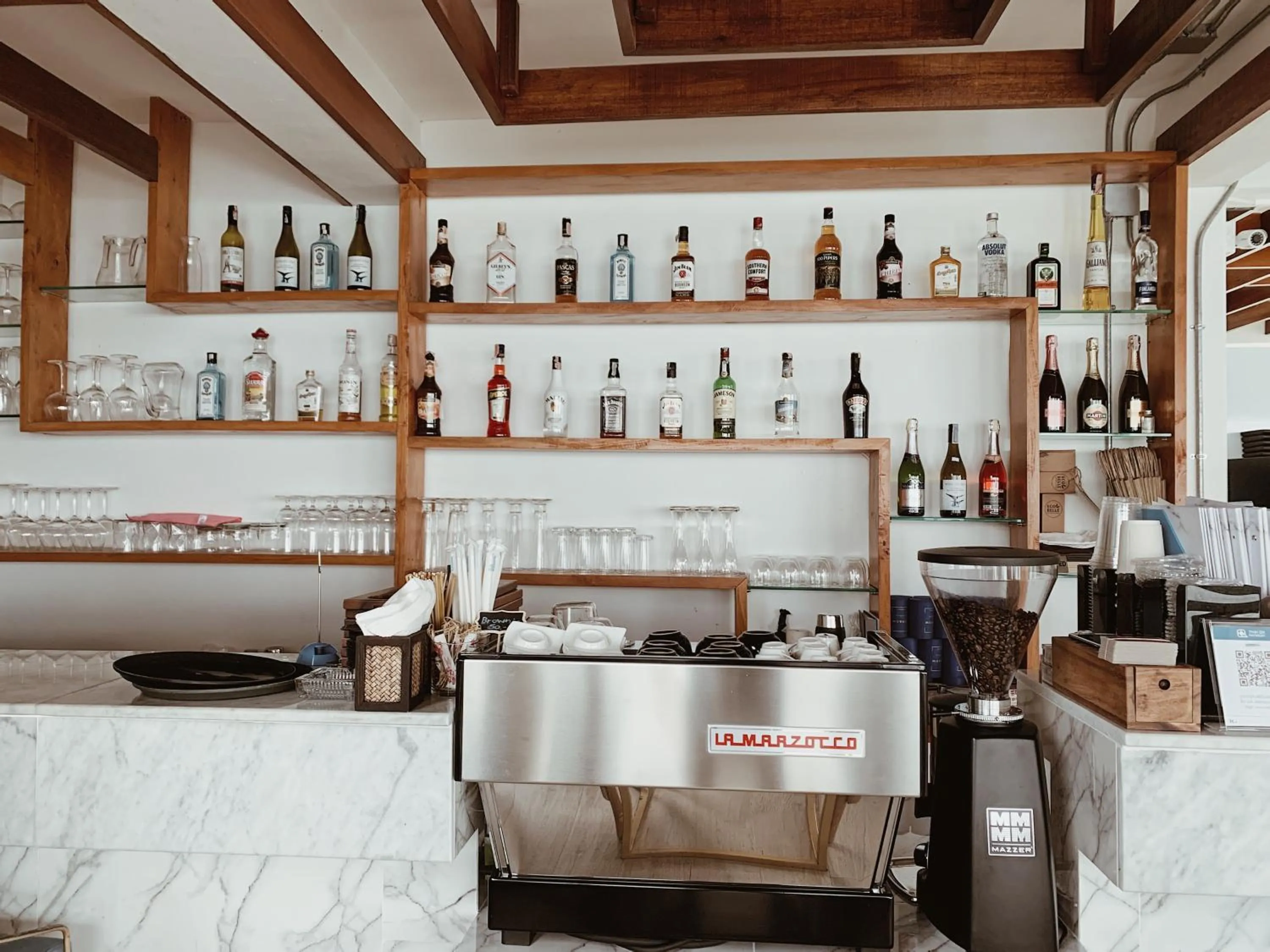 Restaurant/places to eat in High Life Villas