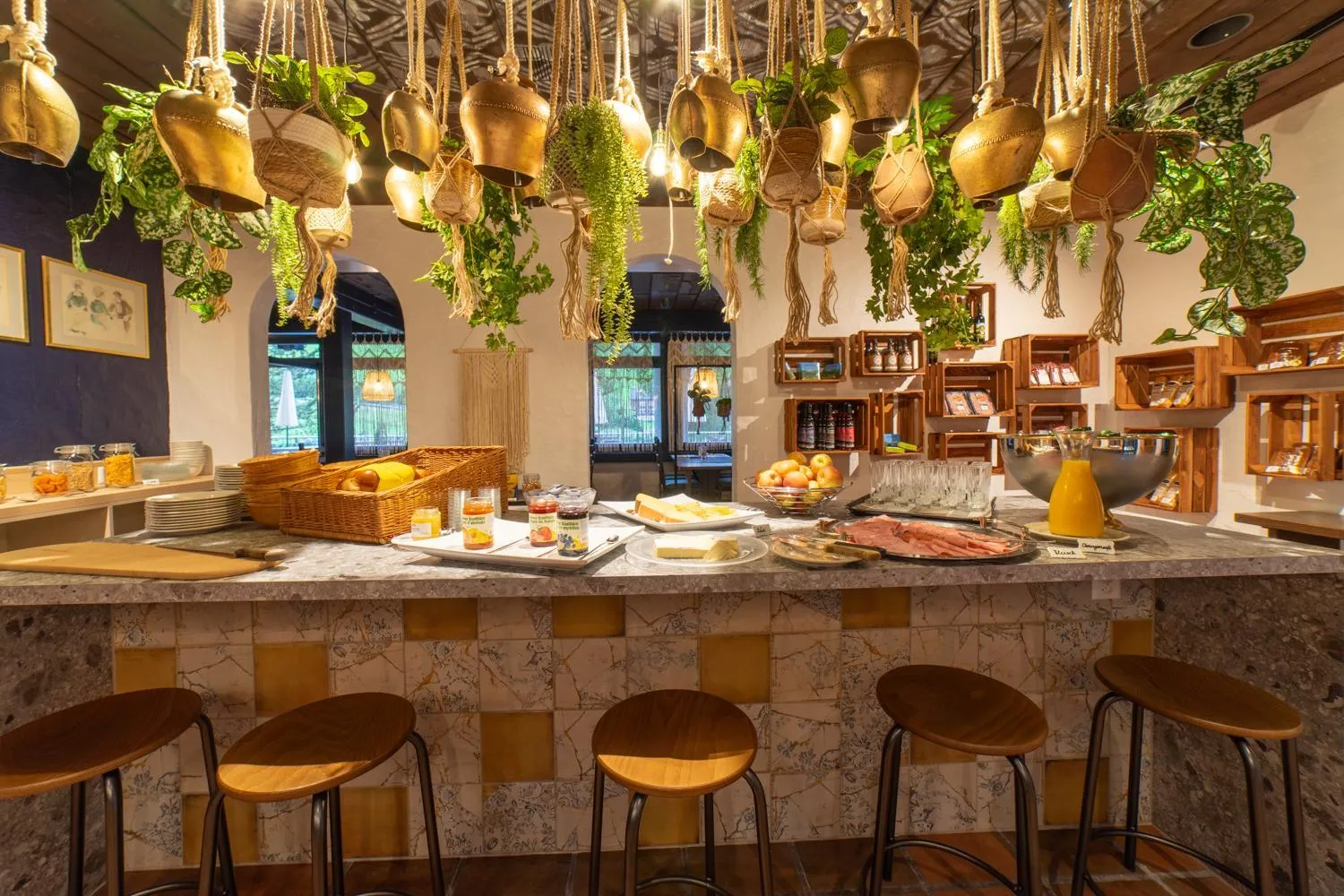 Restaurant/places to eat in Hotel Säntis Lodge