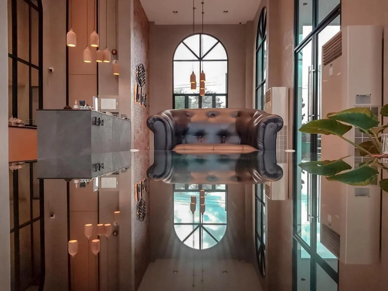 Lobby or reception in Le Lert Hotel Ratchaburi