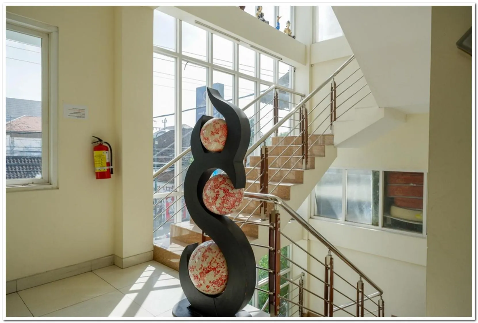 Bathroom in RedDoorz near Lempuyangan Train Station