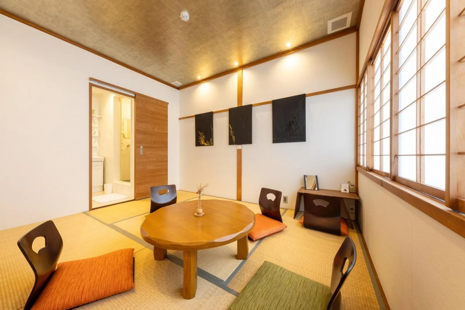 Living room in Yuimaru EAST - 最大18名貸切OK
