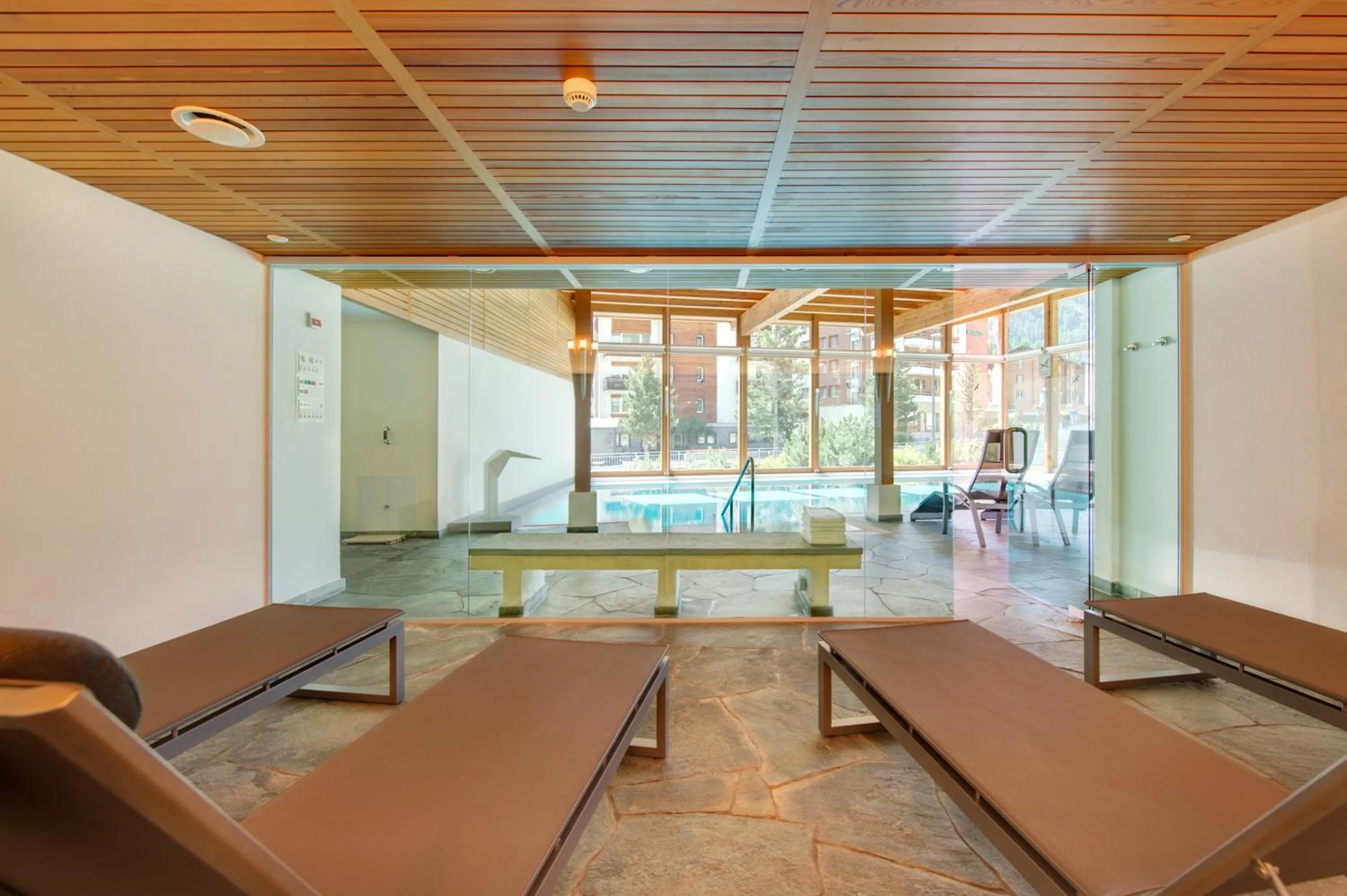 Swimming pool in Hotel Metropol & Spa Zermatt