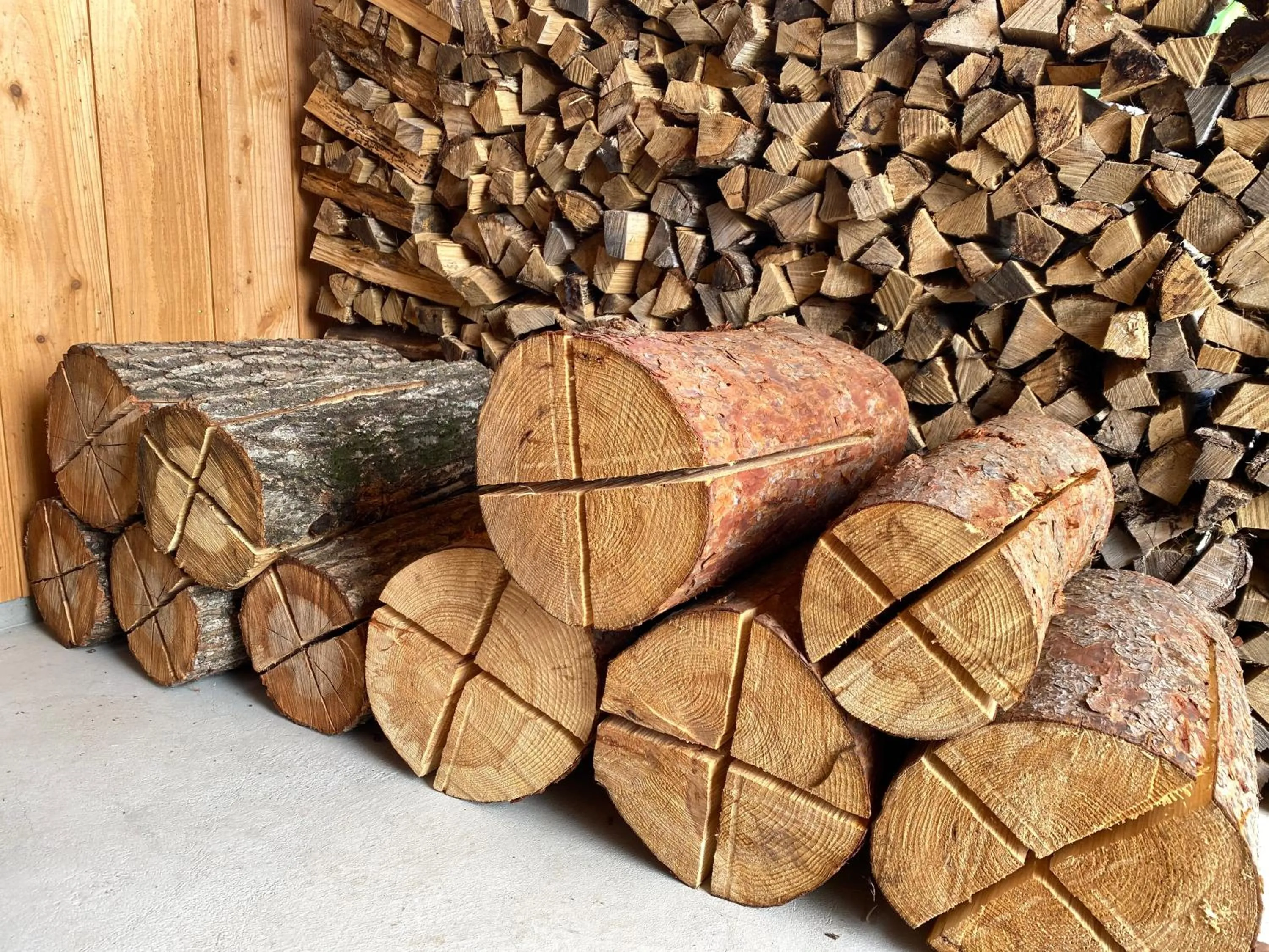 Garden in Garni Monya Monya